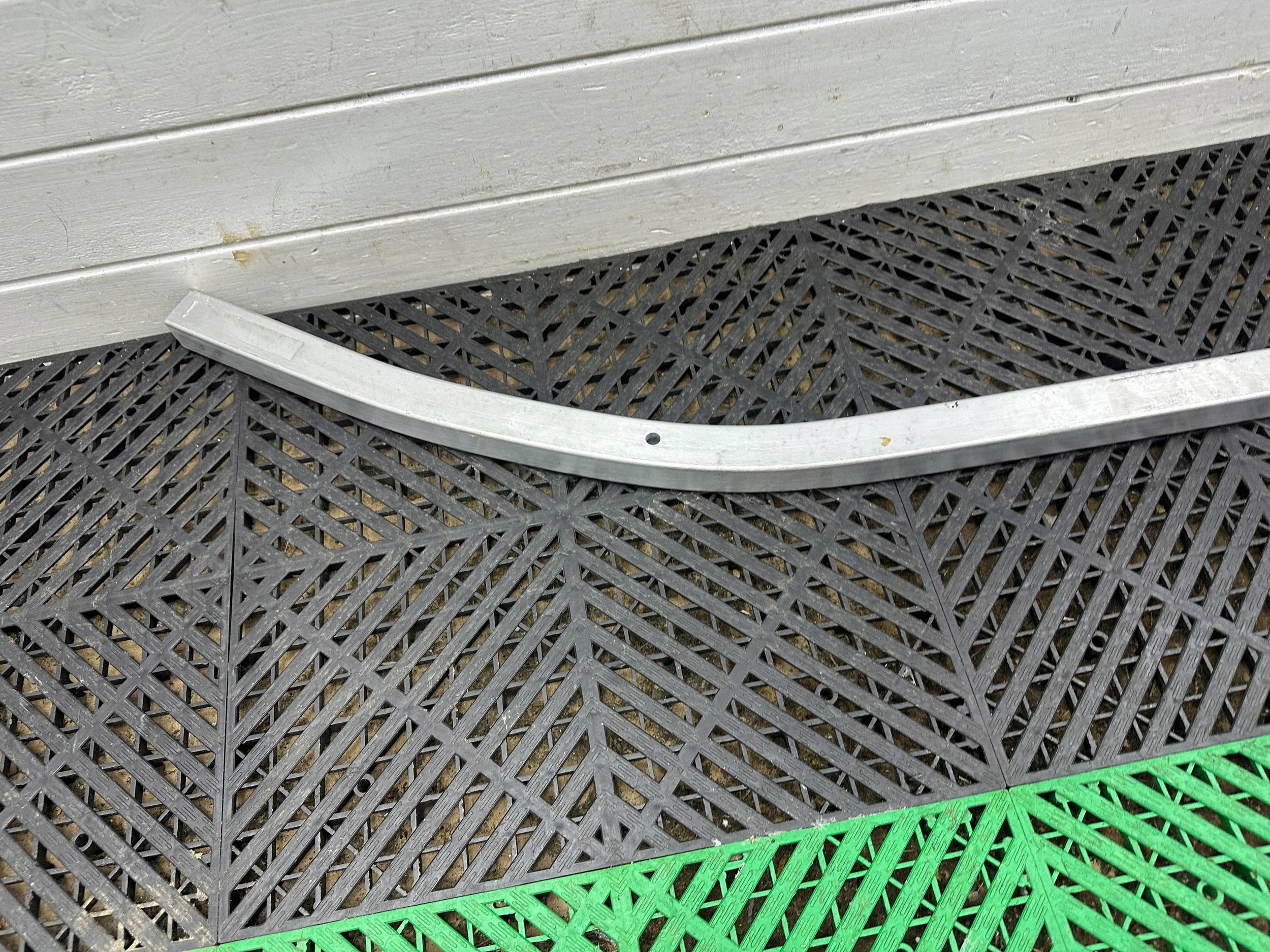 bumper support of the front front BMW X1 U11 5A64A30