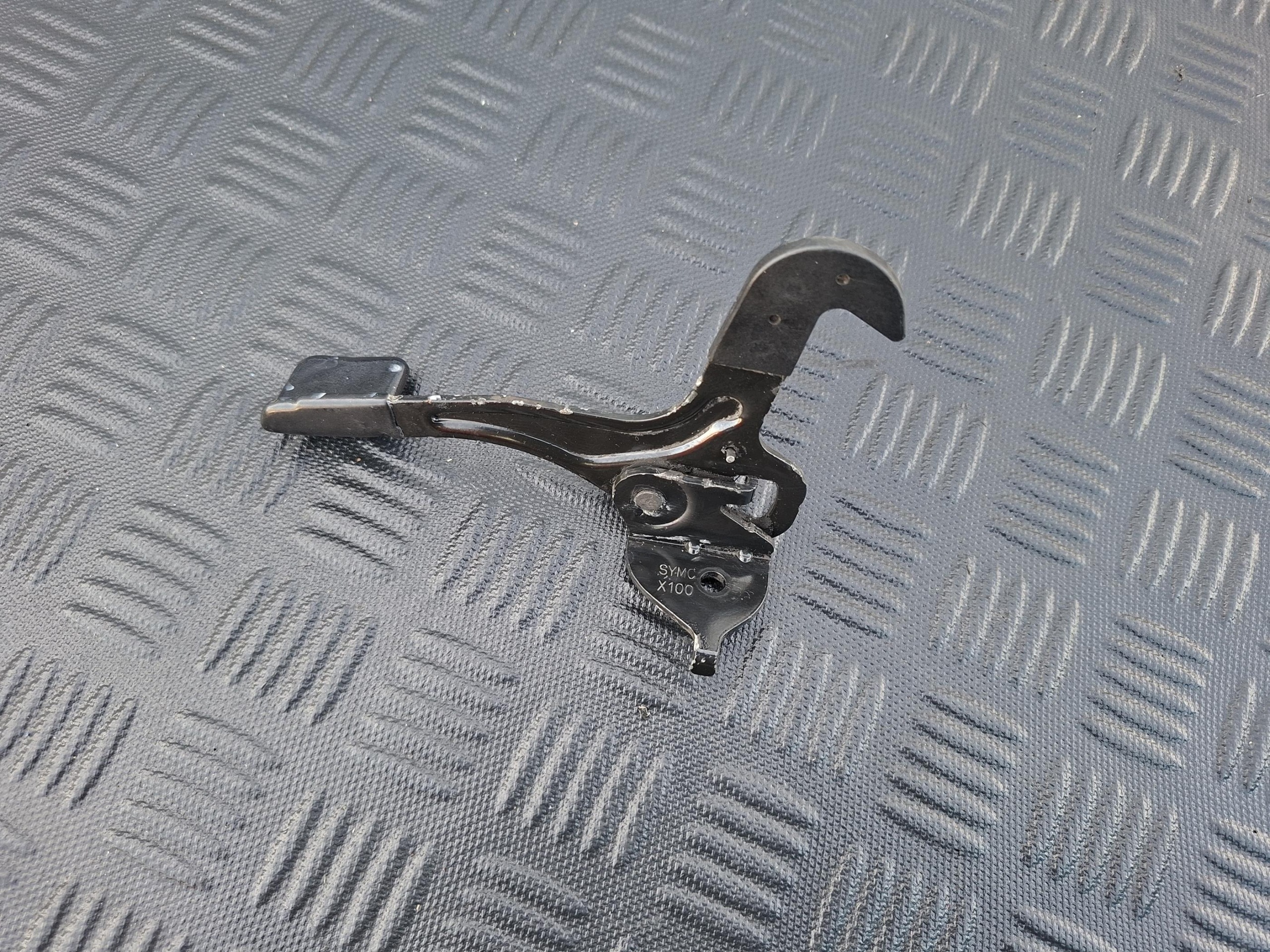 lock RYGIEL bonnets SSANGYONG KORANDO IV 4 C300