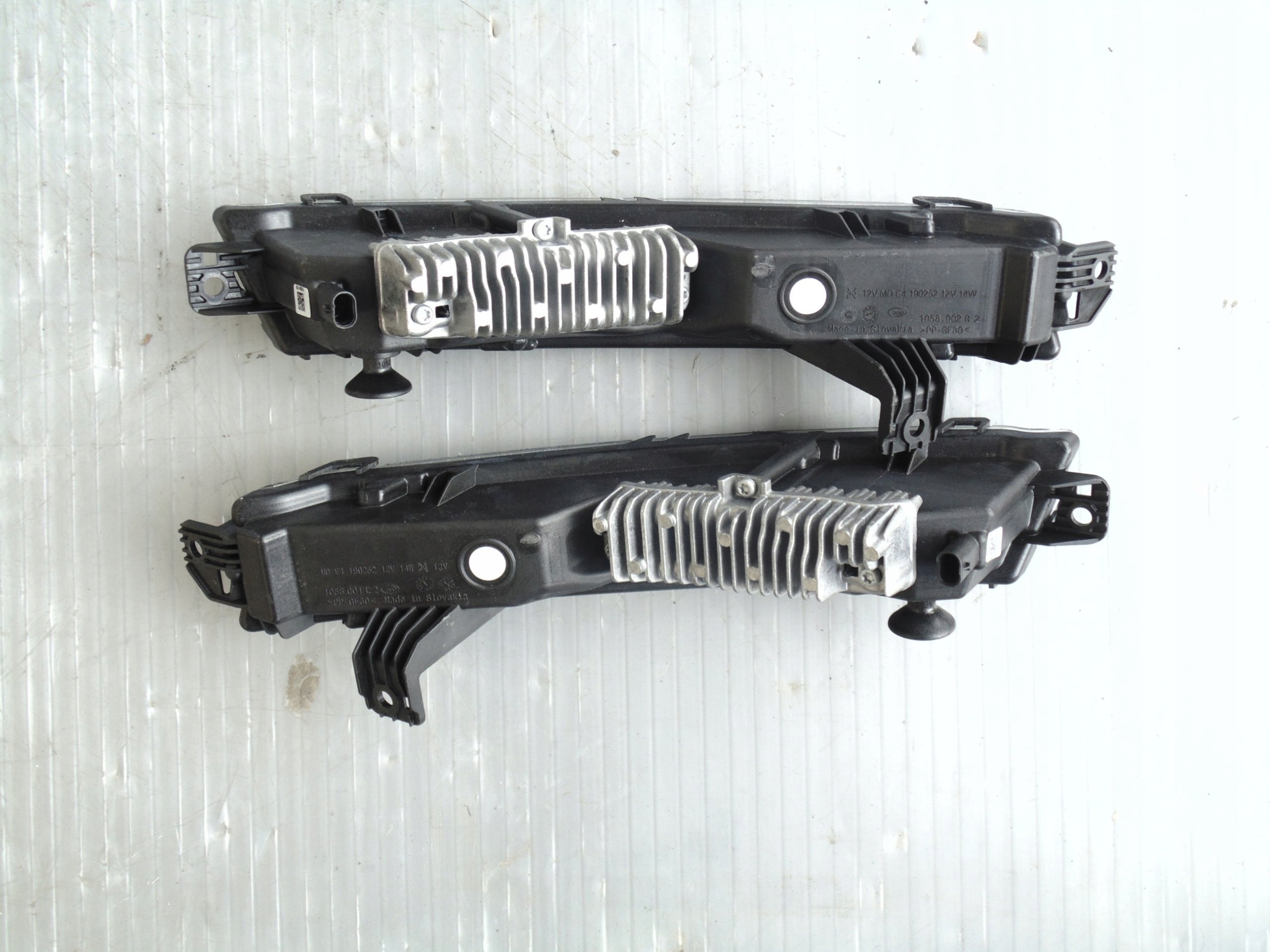 NEBELSCHEINWERFER NEBELSCHEINWERFER LINKS RECHTS LED JAGUAR F-PACE 16R.