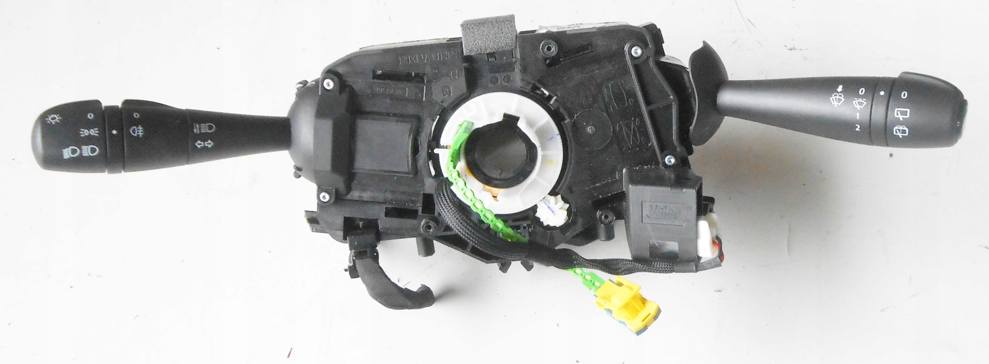 Sandero II 19R в сборе рычаг переключения передач 255671274R