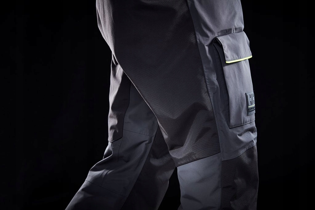 SZTORMIAK SPODNIE HELLY HANSEN AEGIR RACE 33871 980 r. S Rozmiar S