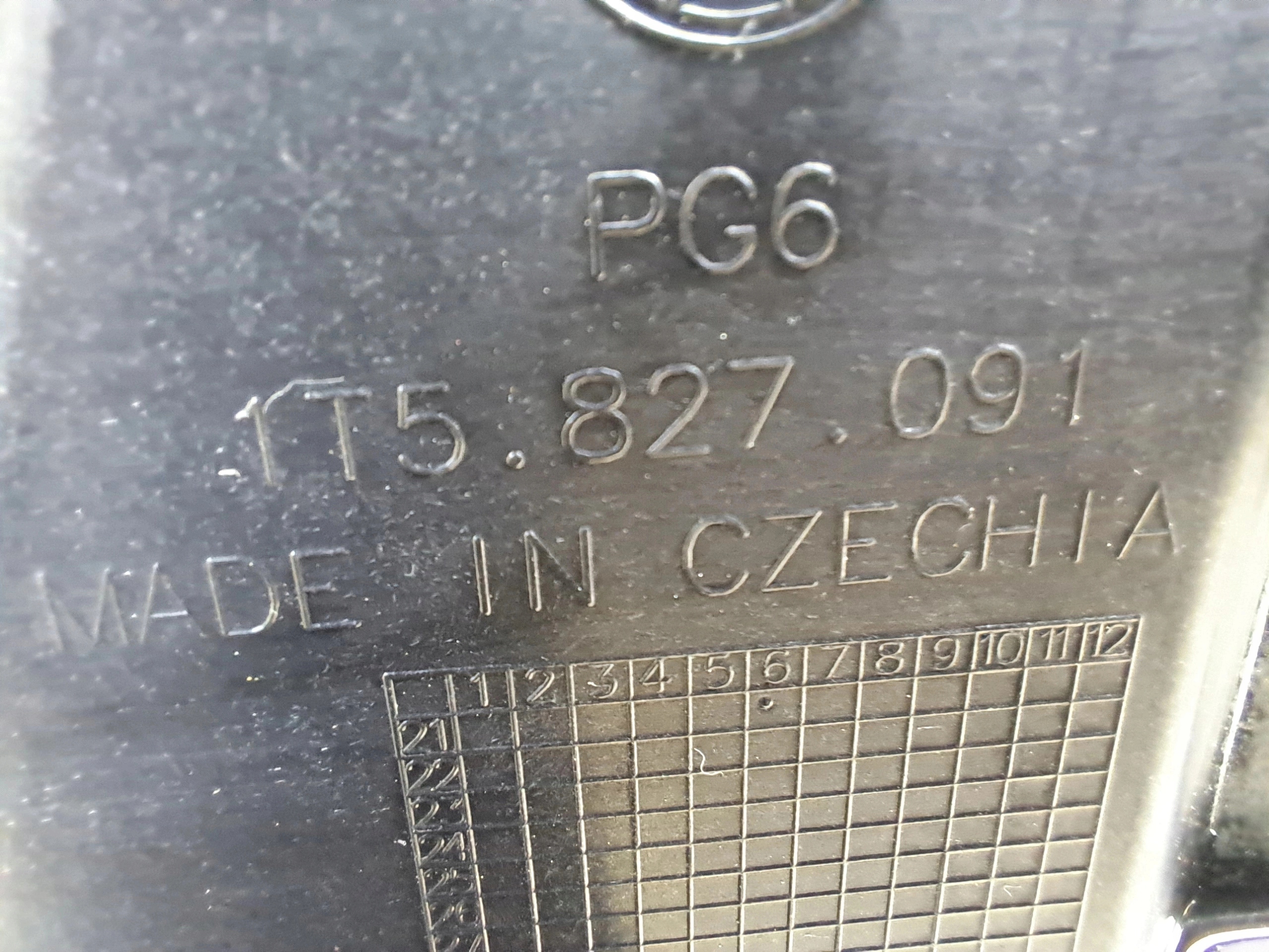 VOLKSWAGEN VW ID BUZZ door left rear part complete