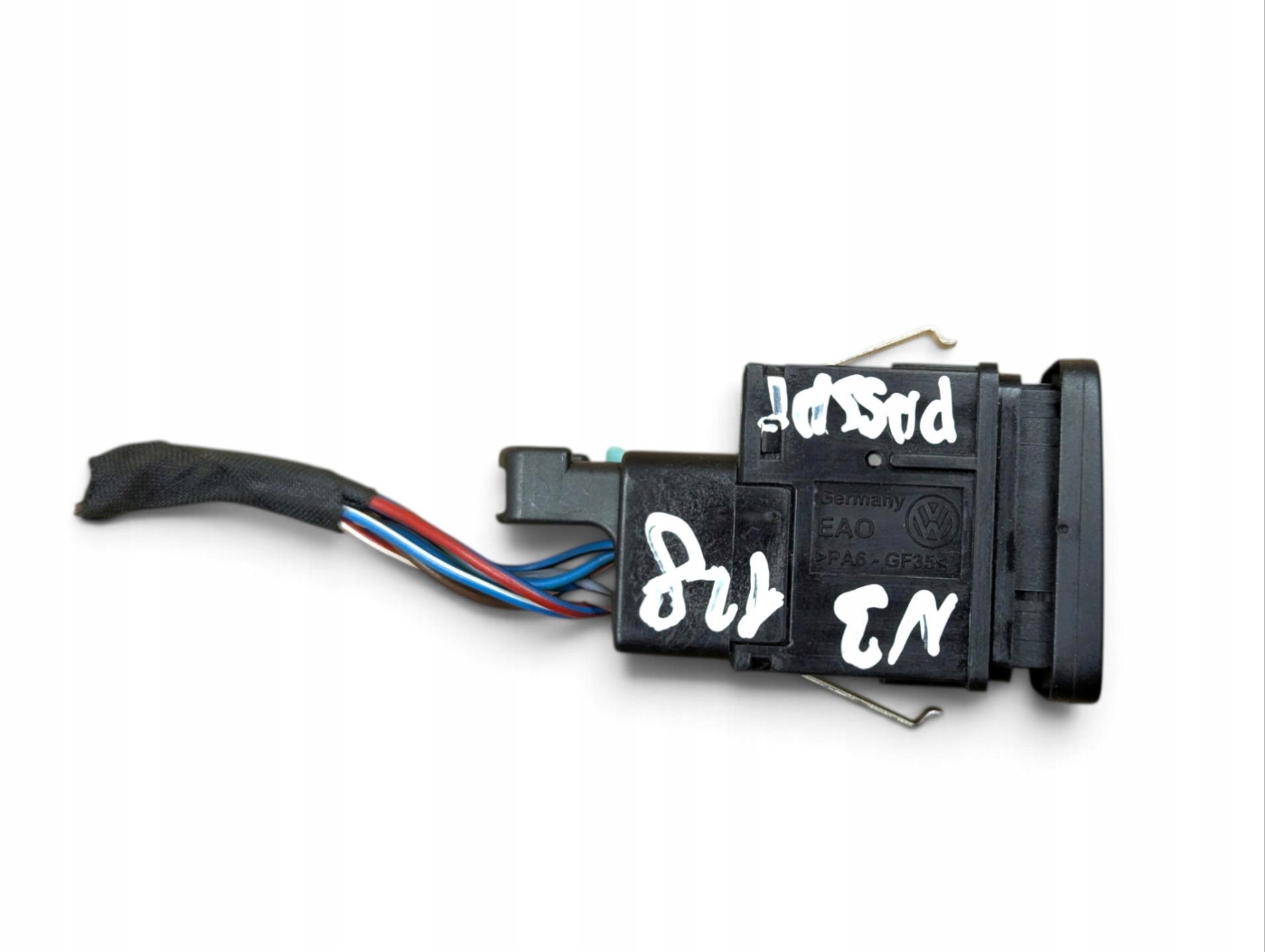 switch (button) electric brake Volkswagen Passat B6 2005