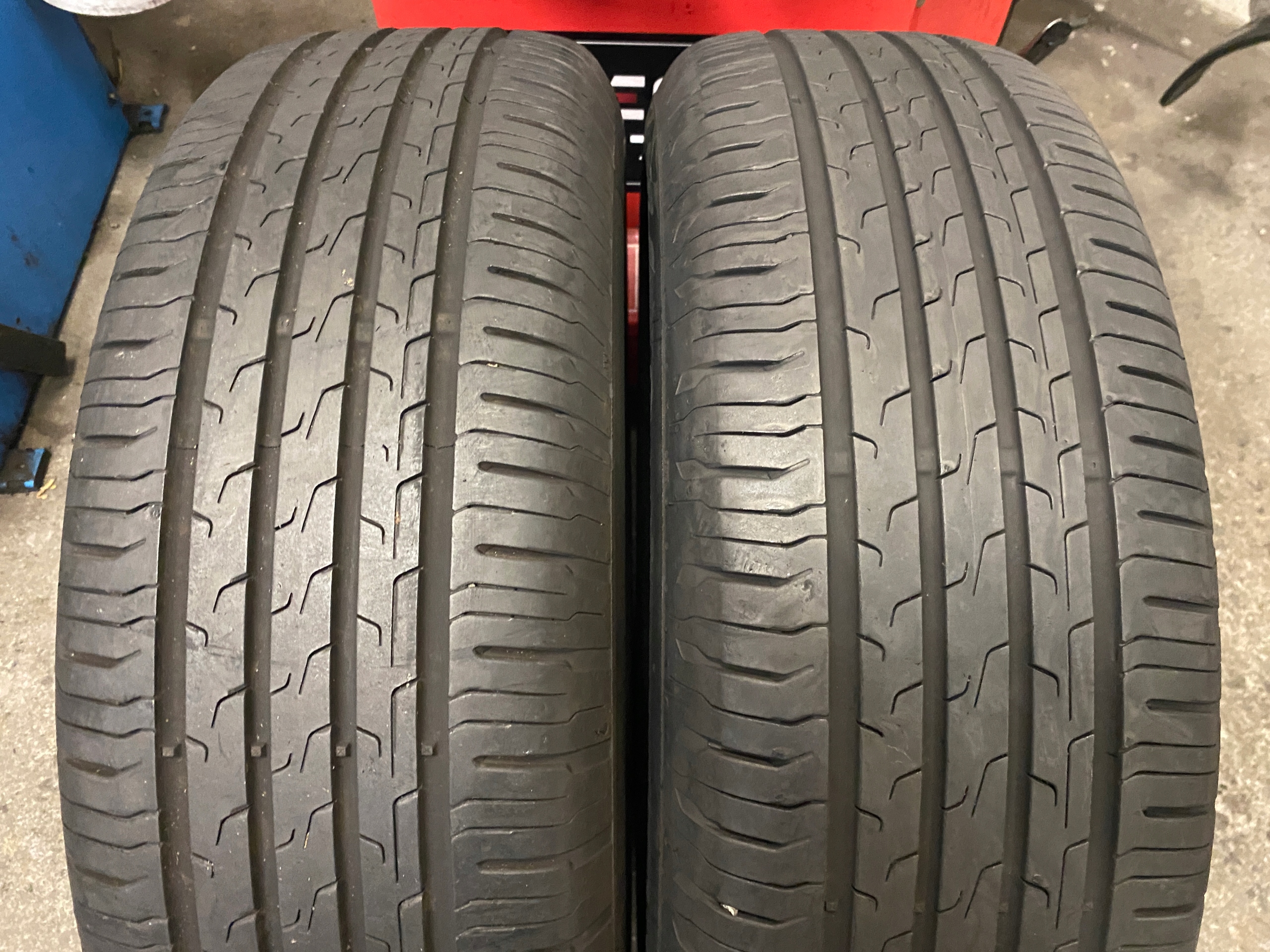 2 tyres summer 215/65R16 Continental EcoContact 6 6mm