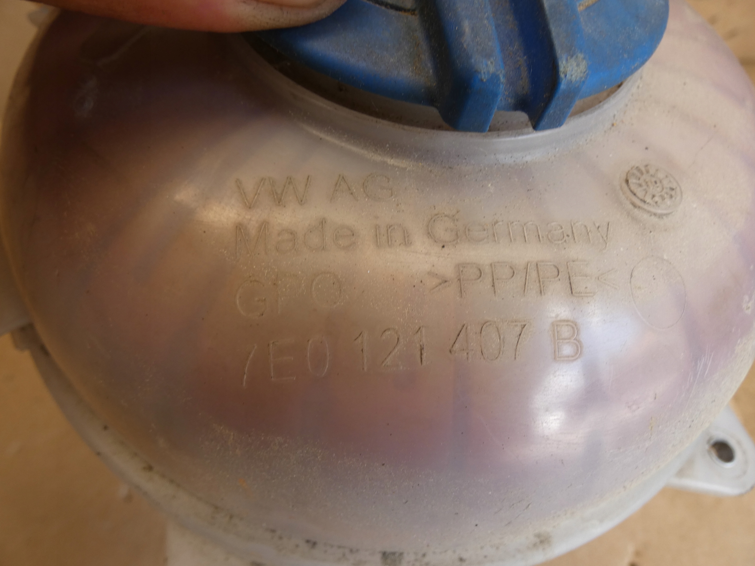 Scheibenwaschbehälter MAN TGE VW T6 2.0TDI 7E0121407B