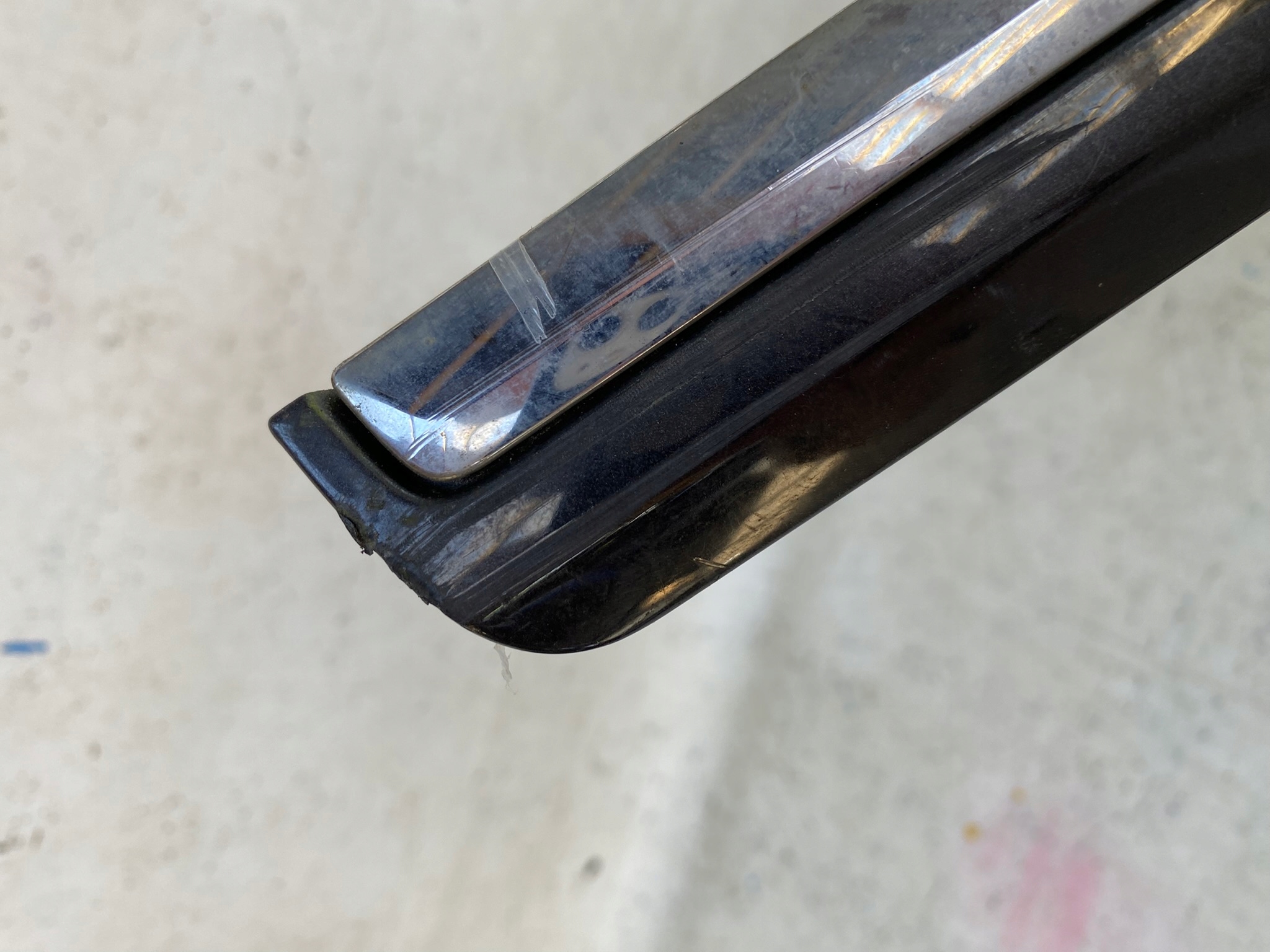 VW PASSAT B7 14- moulding door front left 3AA854939A