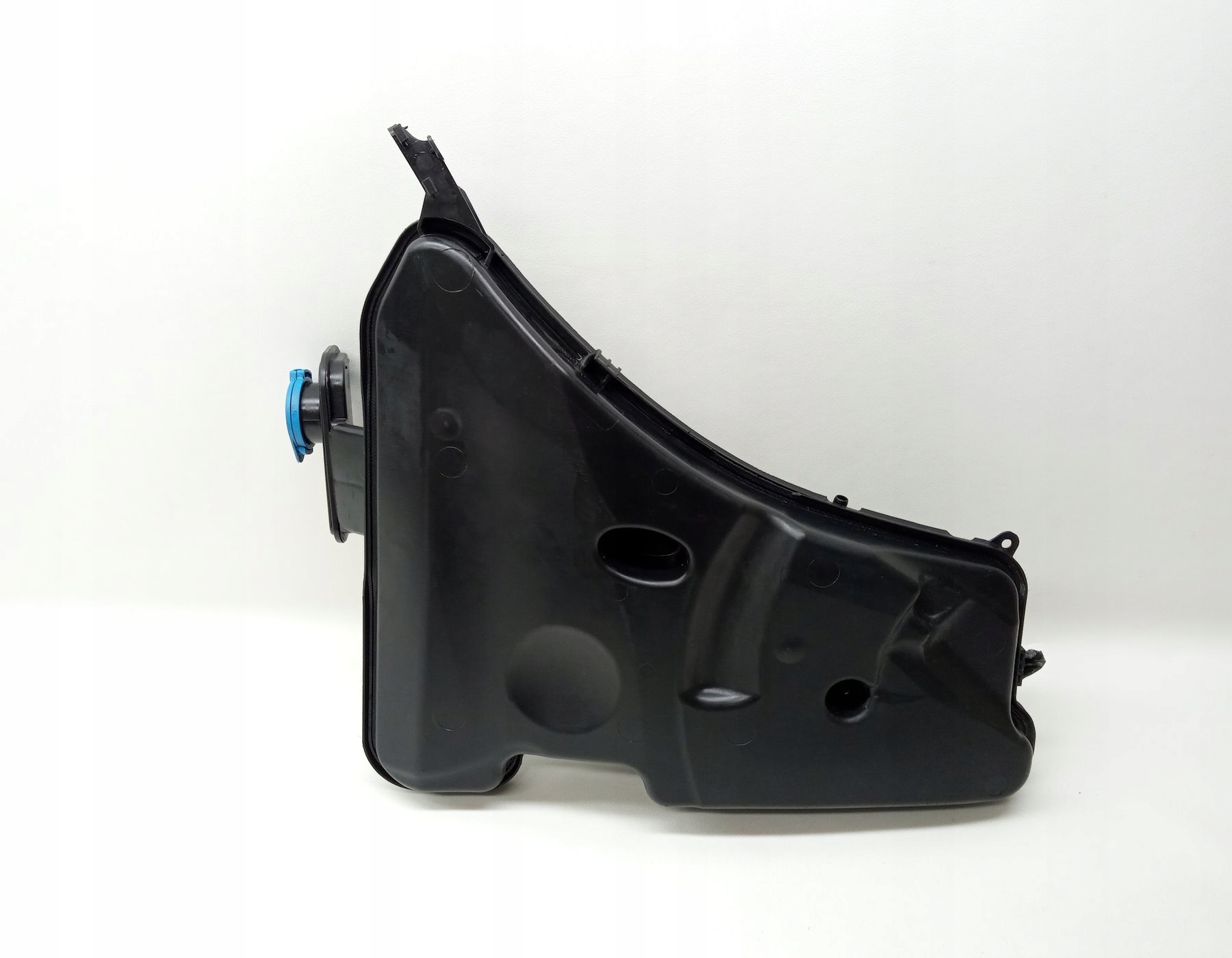 Бачок омывателя BMW 7 серии G11 105435