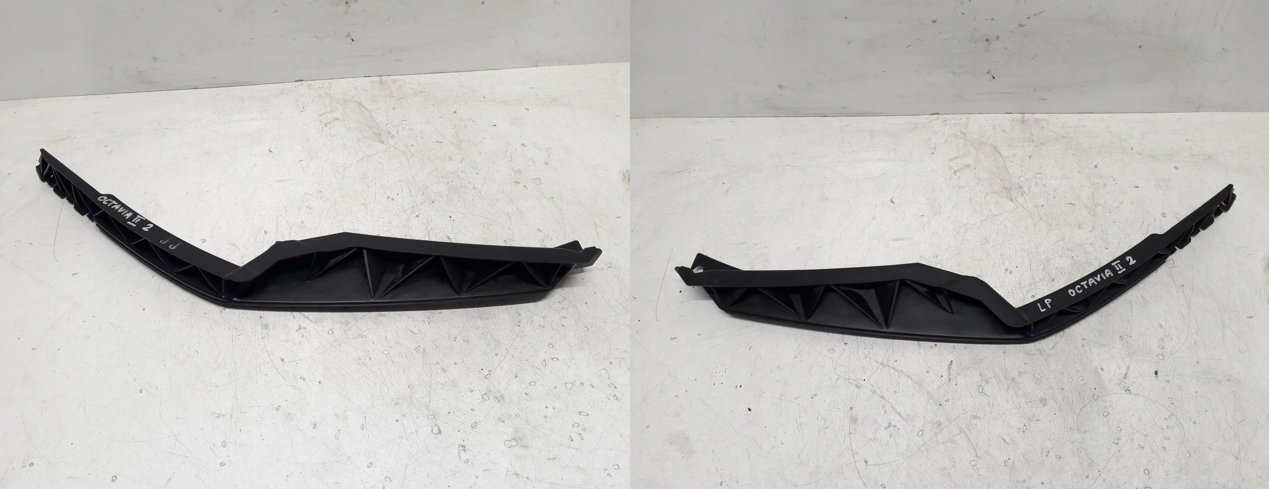 SKODA OCTAVIA 2 II 04- ŚLIZGI ZDERZAKA LAMPY LEWY PRAWY 1Z0807183 1Z0807184