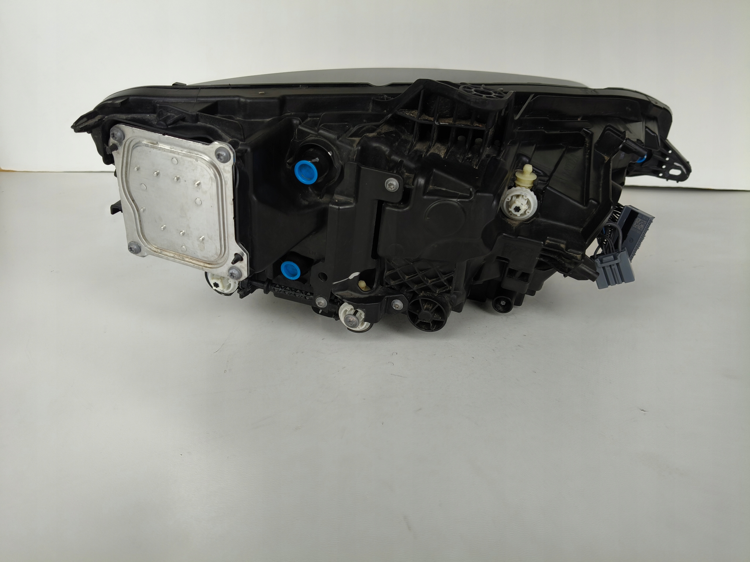 light left REFLEKTOR VOLVO V60 II S60 III 18- FULL LED ACTIVE HIGH BEAM