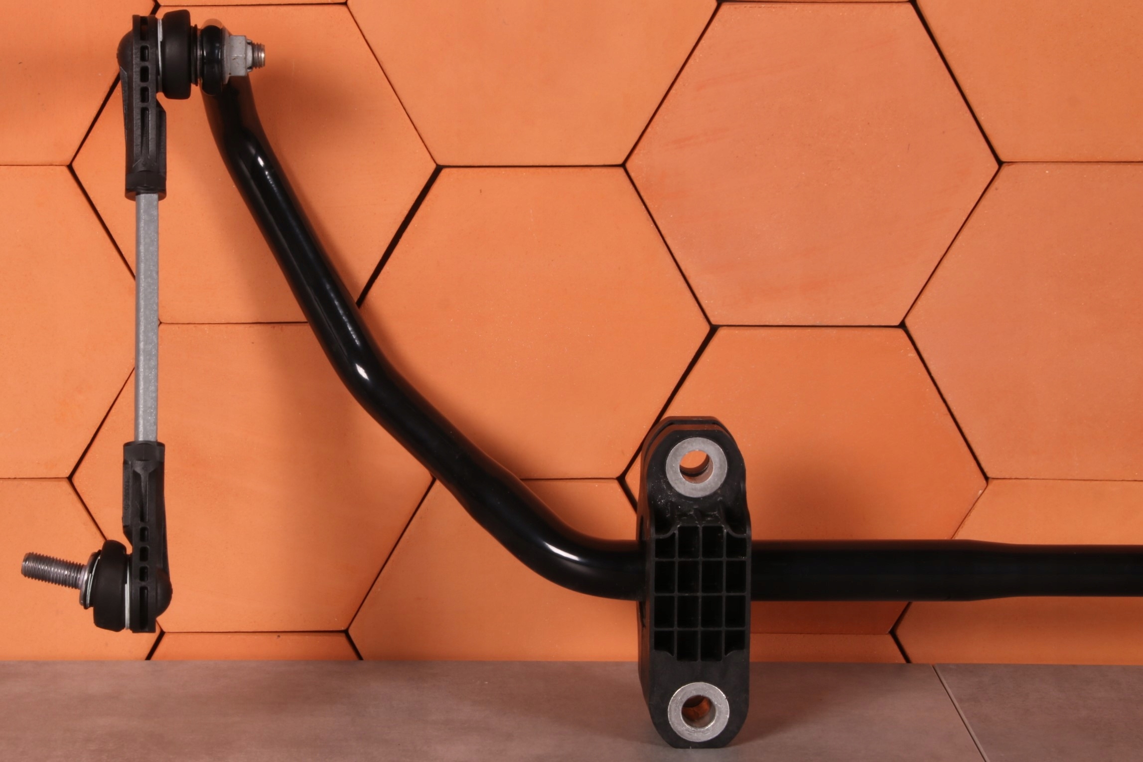 BMW 5 G30 8 G16 STABILIZATOR front front bar 6873462 27 km !!!