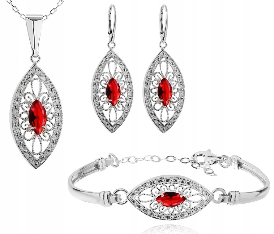

Srebrny Komplet Biżuterii Z Czerwonymi Cyrkoniami