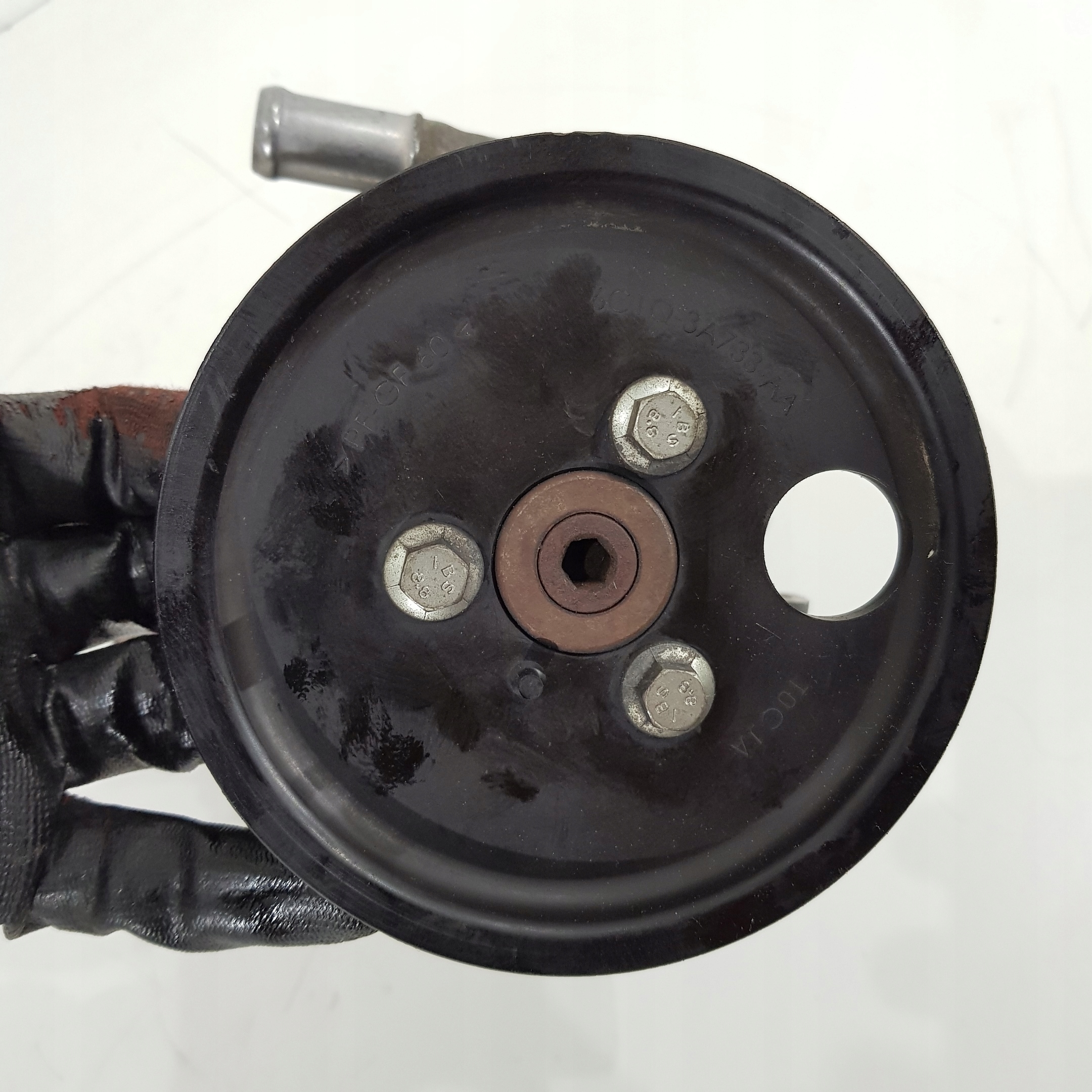 Pompa servosterzo d’acqua 2.2 HDI 6C1Q-8K500-AG
