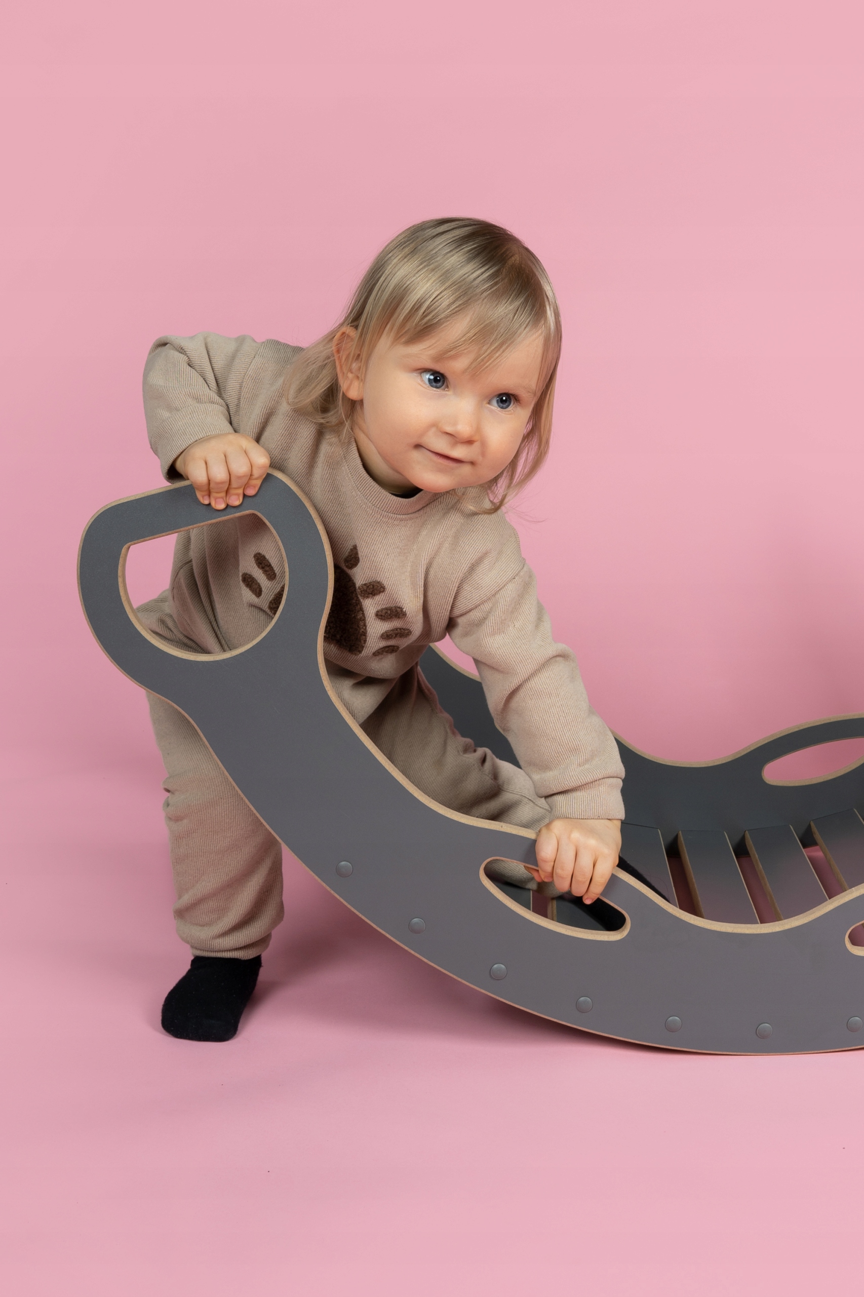 BUJAK MONTESSORI z uchwytami + ZJEŻDŻALNIA DRABINKA TUPTIWOOD Rodzaj bujaki