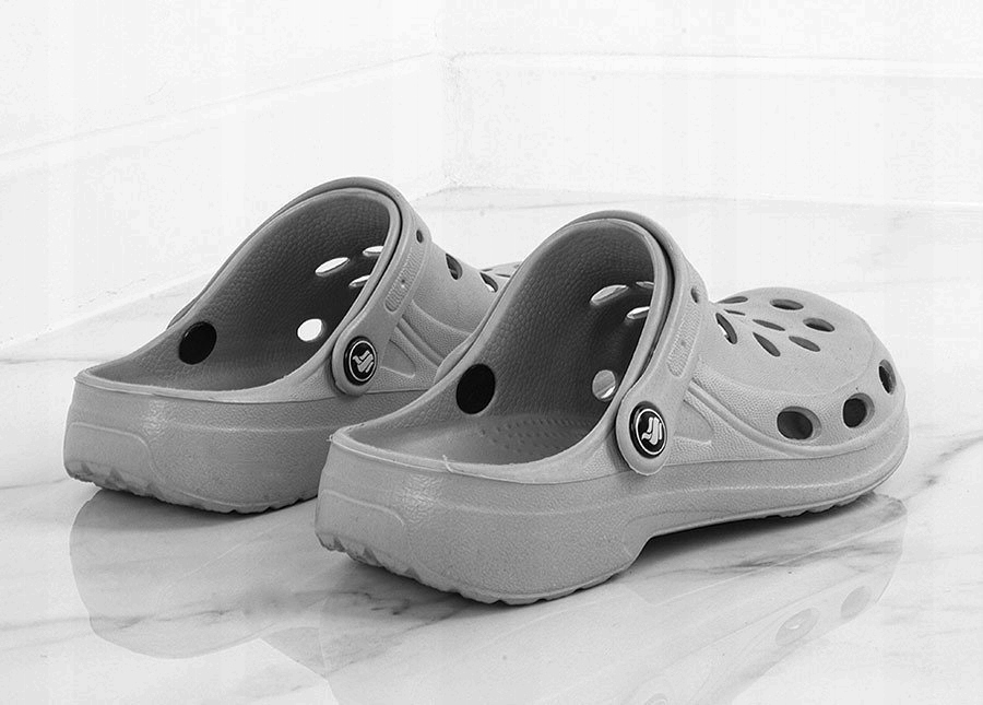 SZARE LEKKIE KLAPKI CHODAKI KROKSY MEDYCZNE 37 Rozmiar UK 4