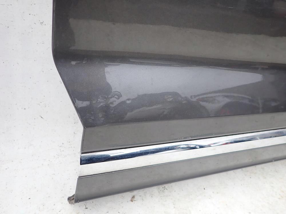 VW TOUAREG III 3 18- door front front right