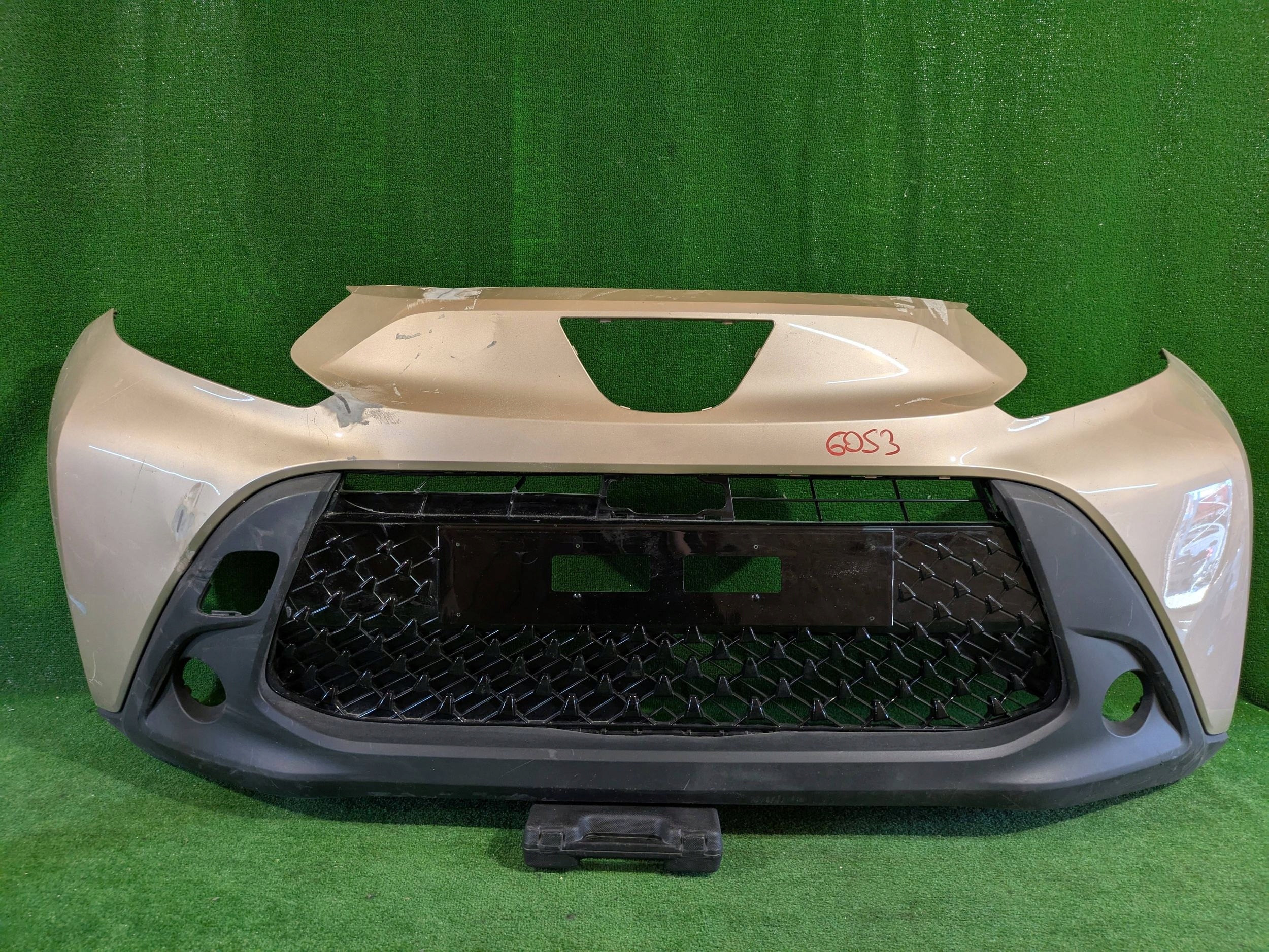 Frontstoßstange vorne TOYOTA AYGO X NR.Z6053