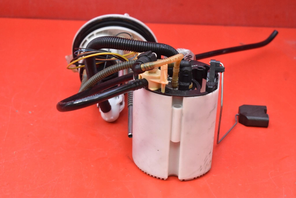 pump feed pump 3C0919051N VW PASSAT B6 1.6 MPI 102 KM 05-10