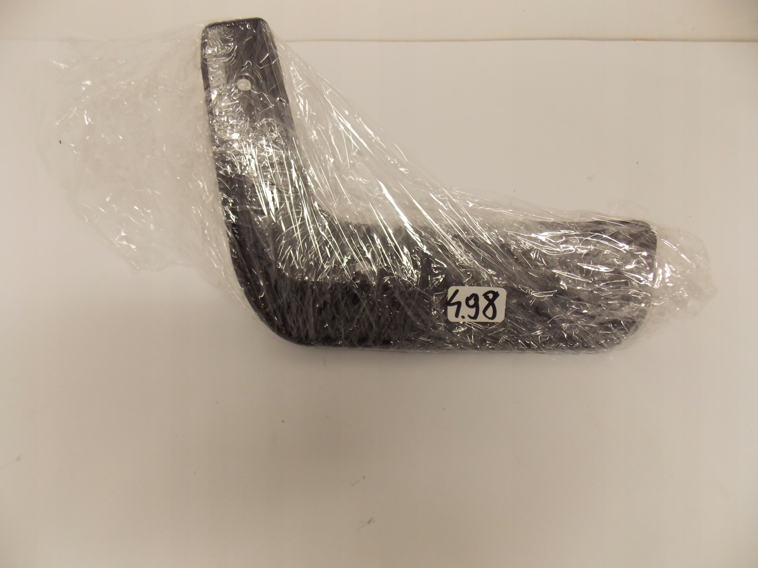 брызговик перед правый Audi A7 C8 4K8075116