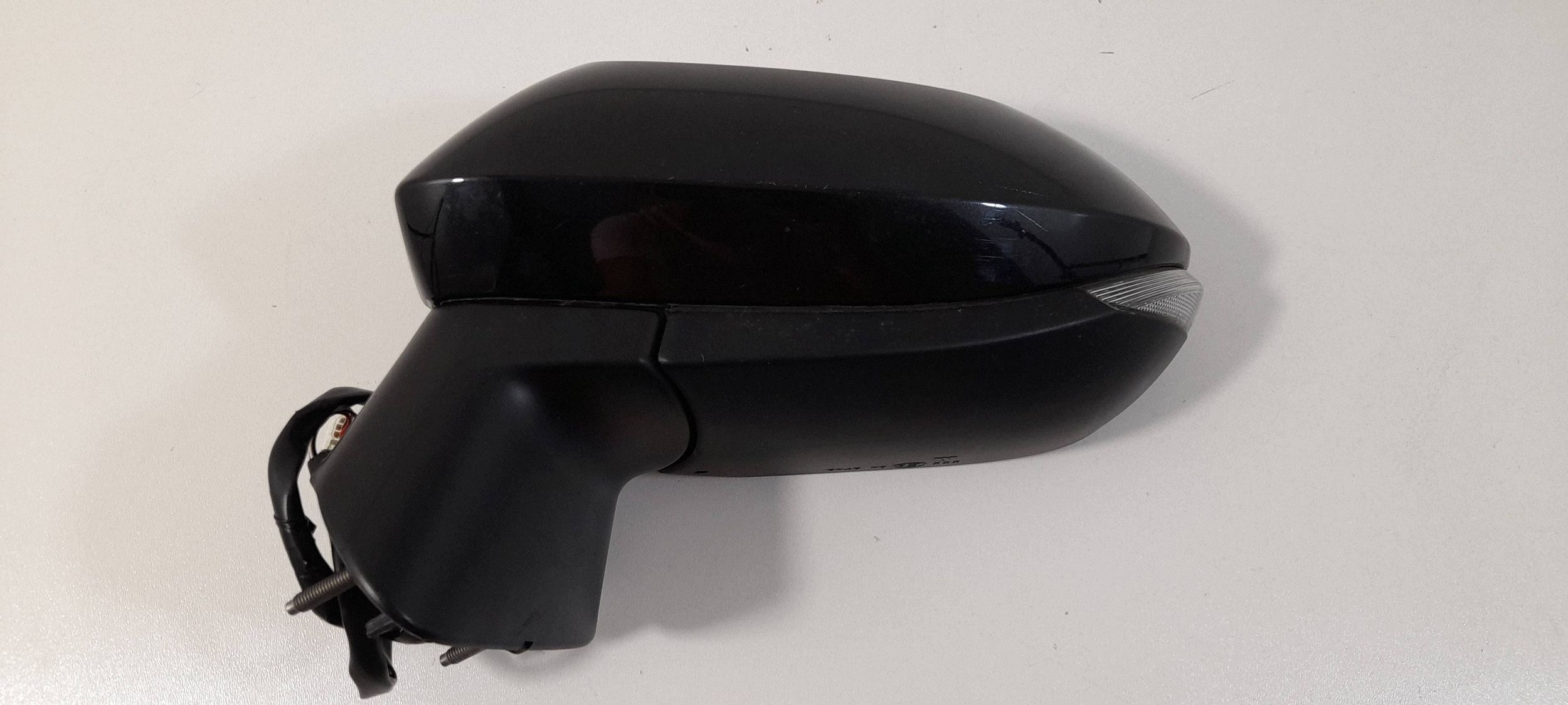Toyota Corolla E21 mirror left 6-PIN 209 (S229)