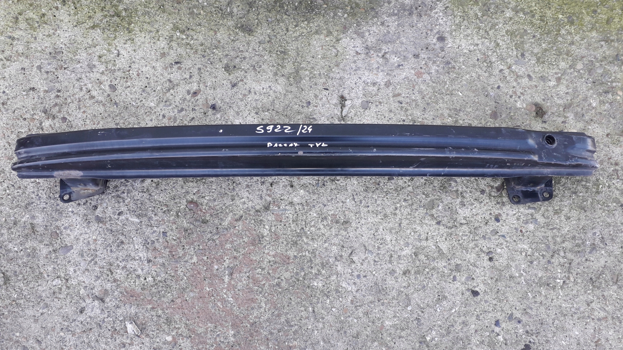 VW PASSAT B6 B7 CC BELKA ZDERZAKA TYŁ 3C0807311