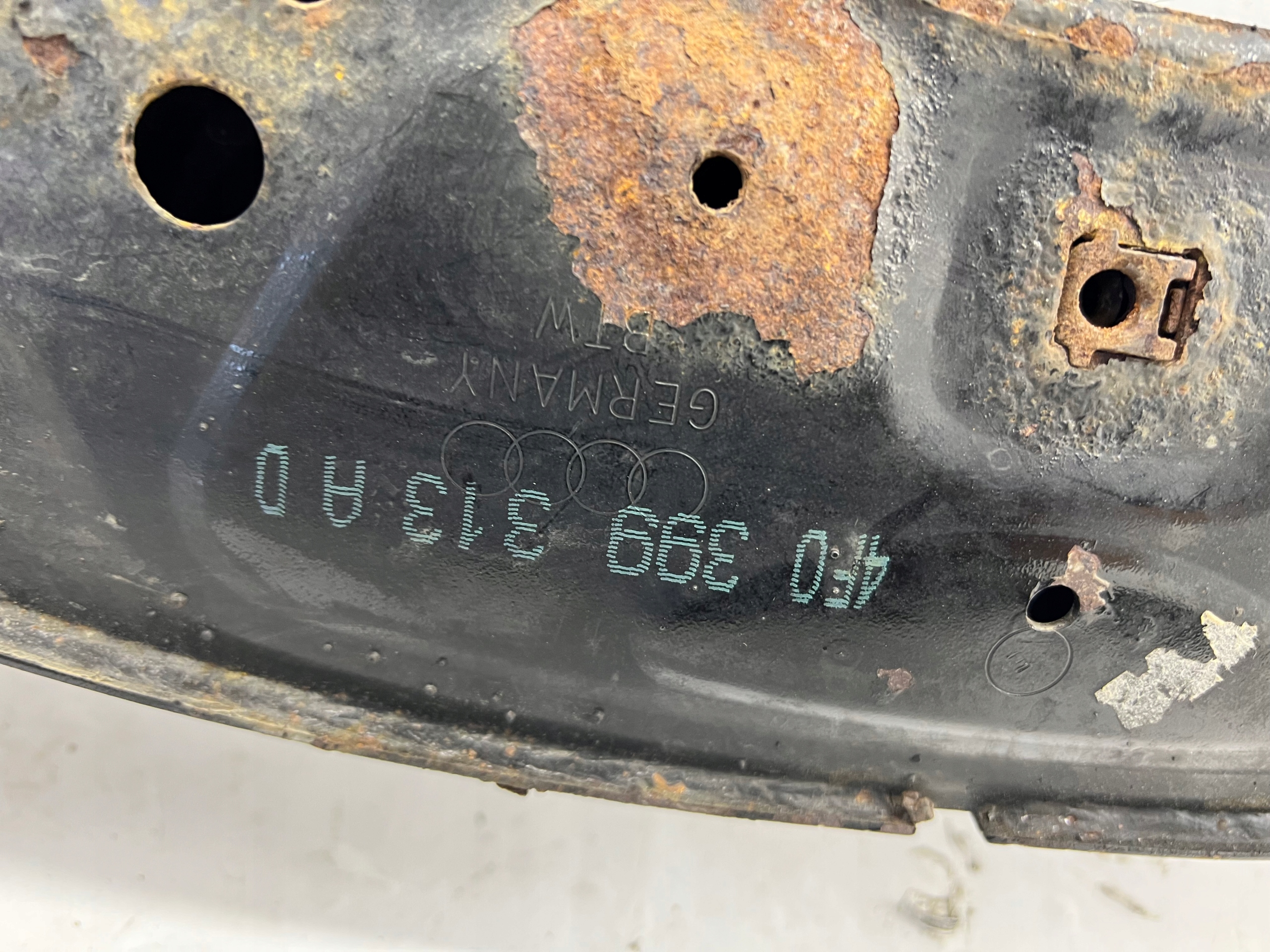 AUDI A6 C6 LIFT 2.0 TDI axle beam subframe axle beam front 4F0399313AD