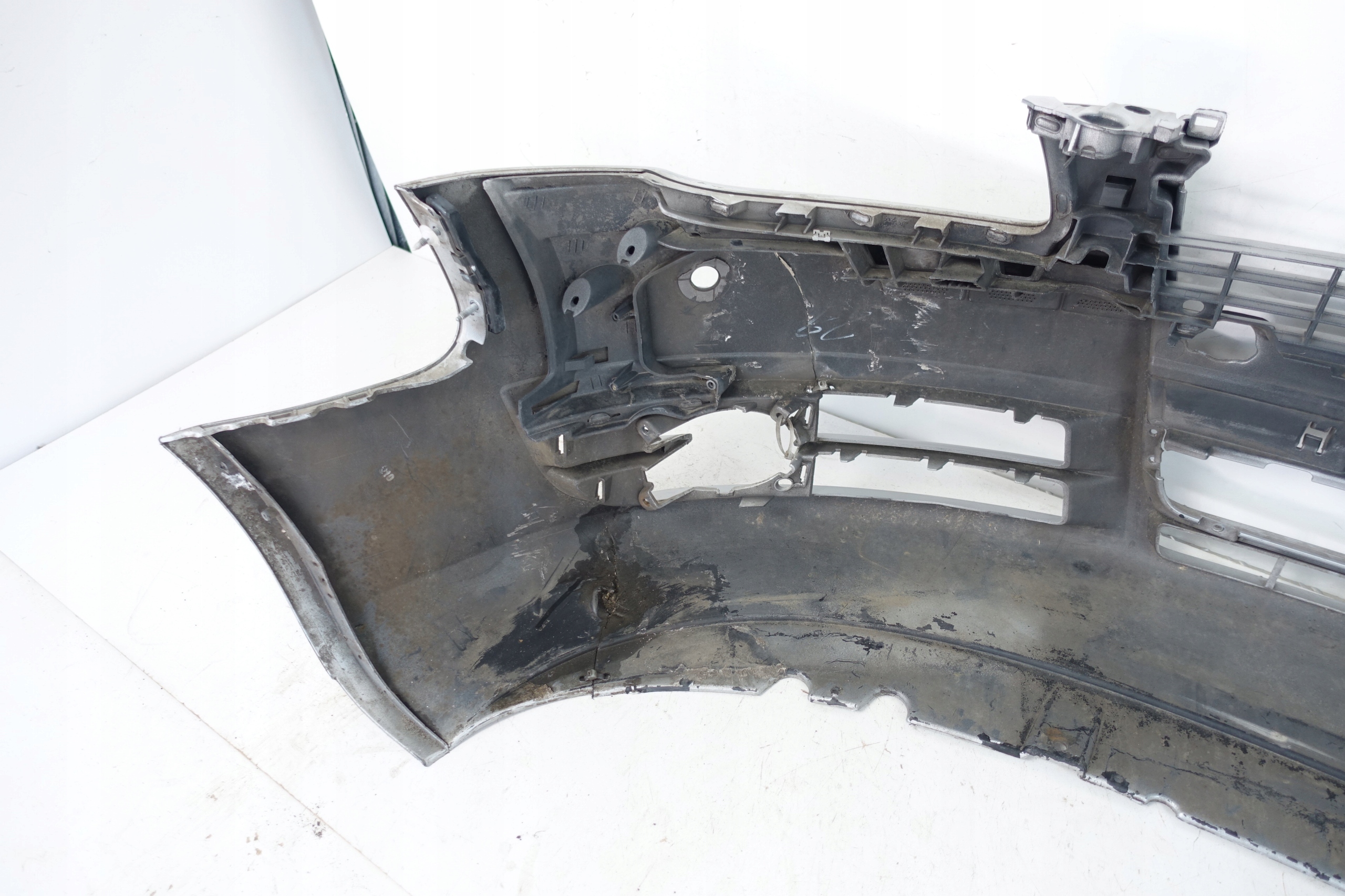 AUDI A4 B7 8E0 bumper front front 8E0807437AC