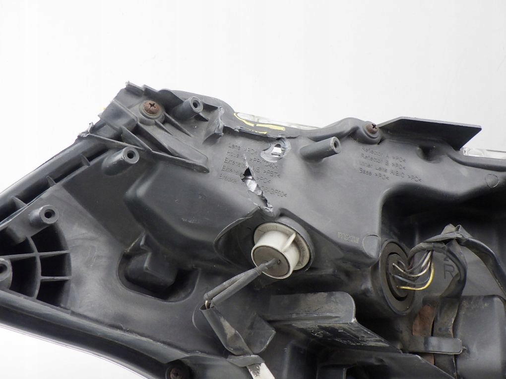 TOYOTA COROLLA E16 LIFT FULL LED 16- light front right
