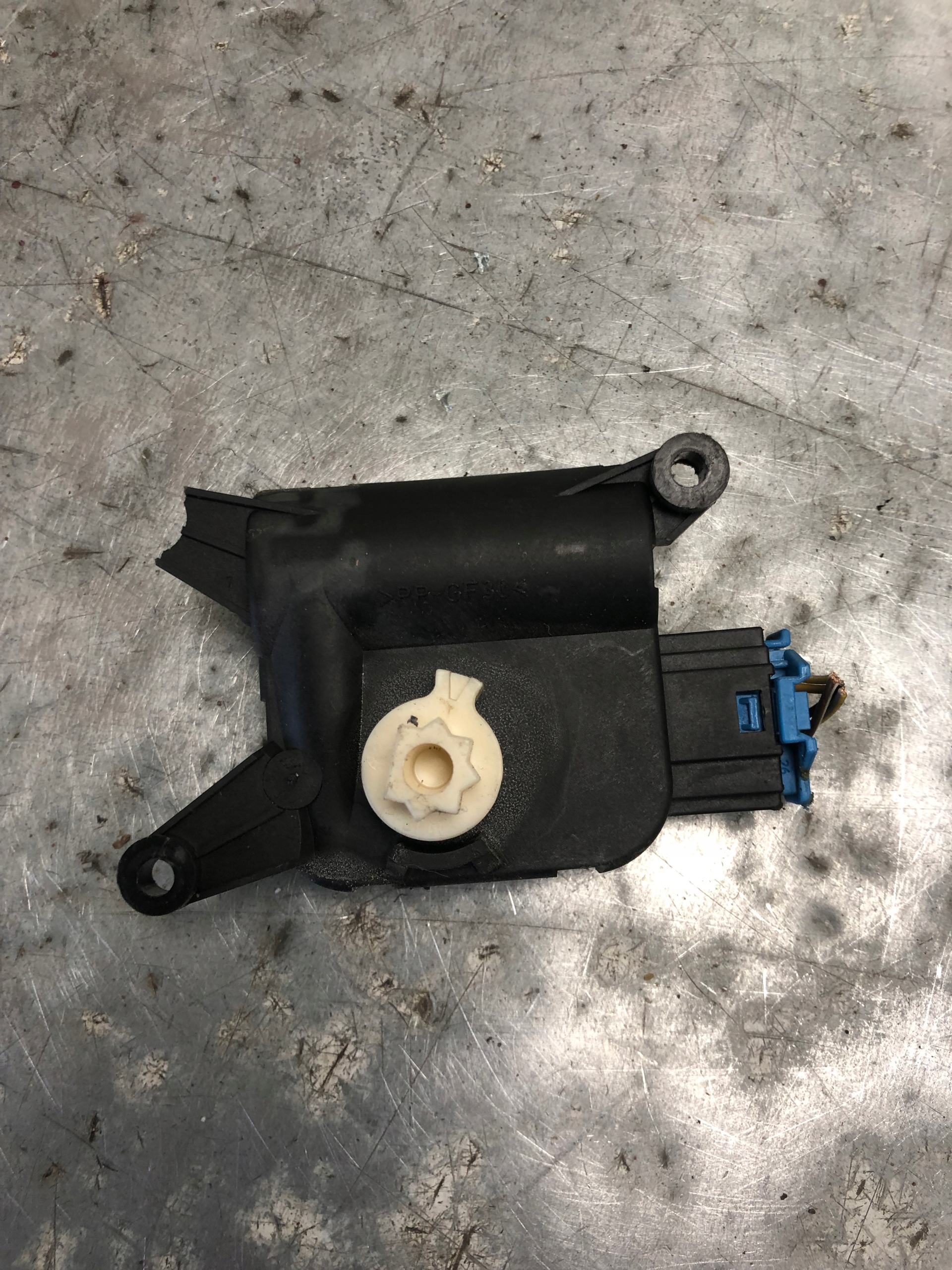 Micro moteur Bloc de chauffage complet VW 1K0907511