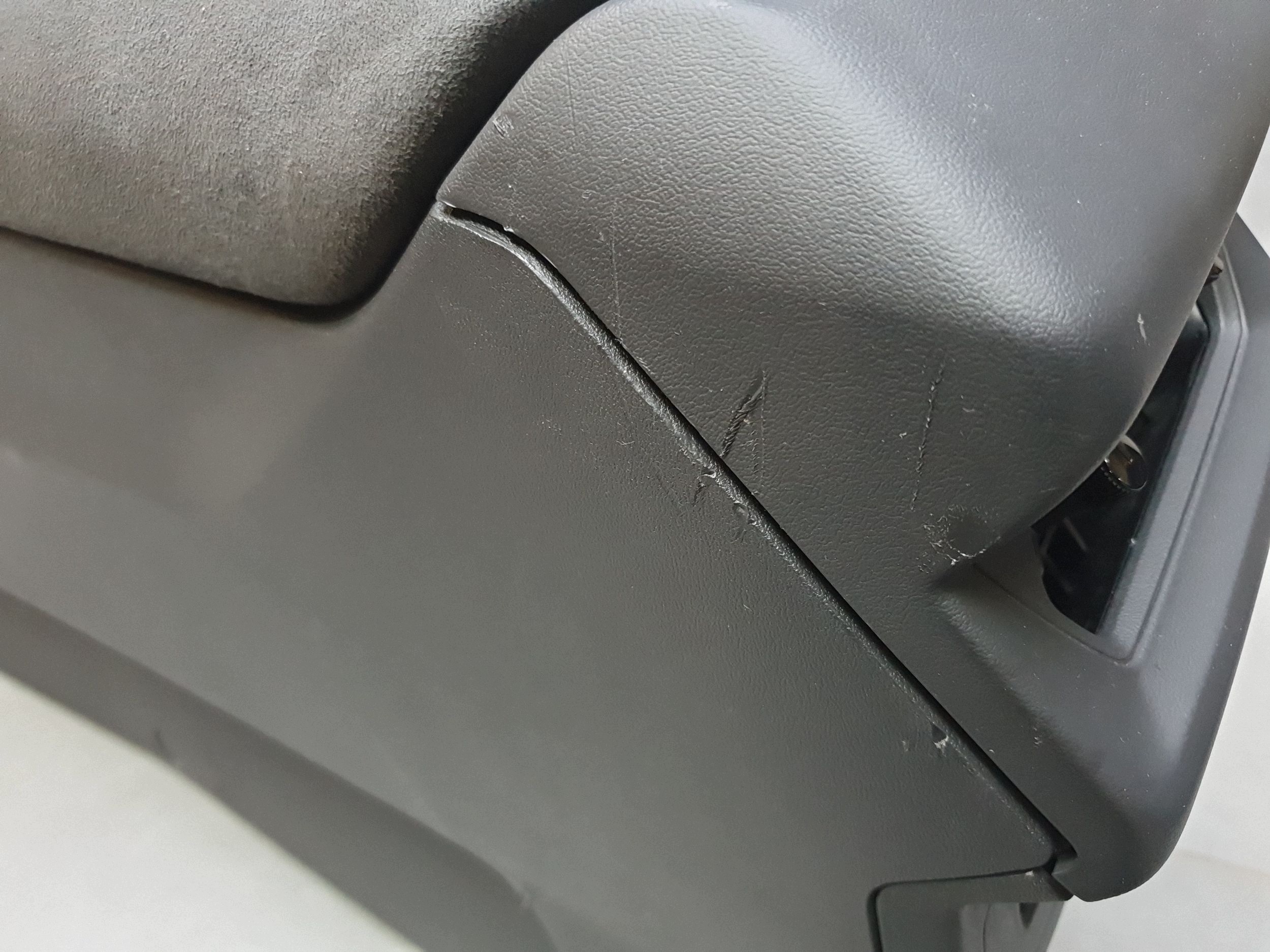 Audi SQ6 e-tron konsole mitte mitteltunnel armlehne 85E863241