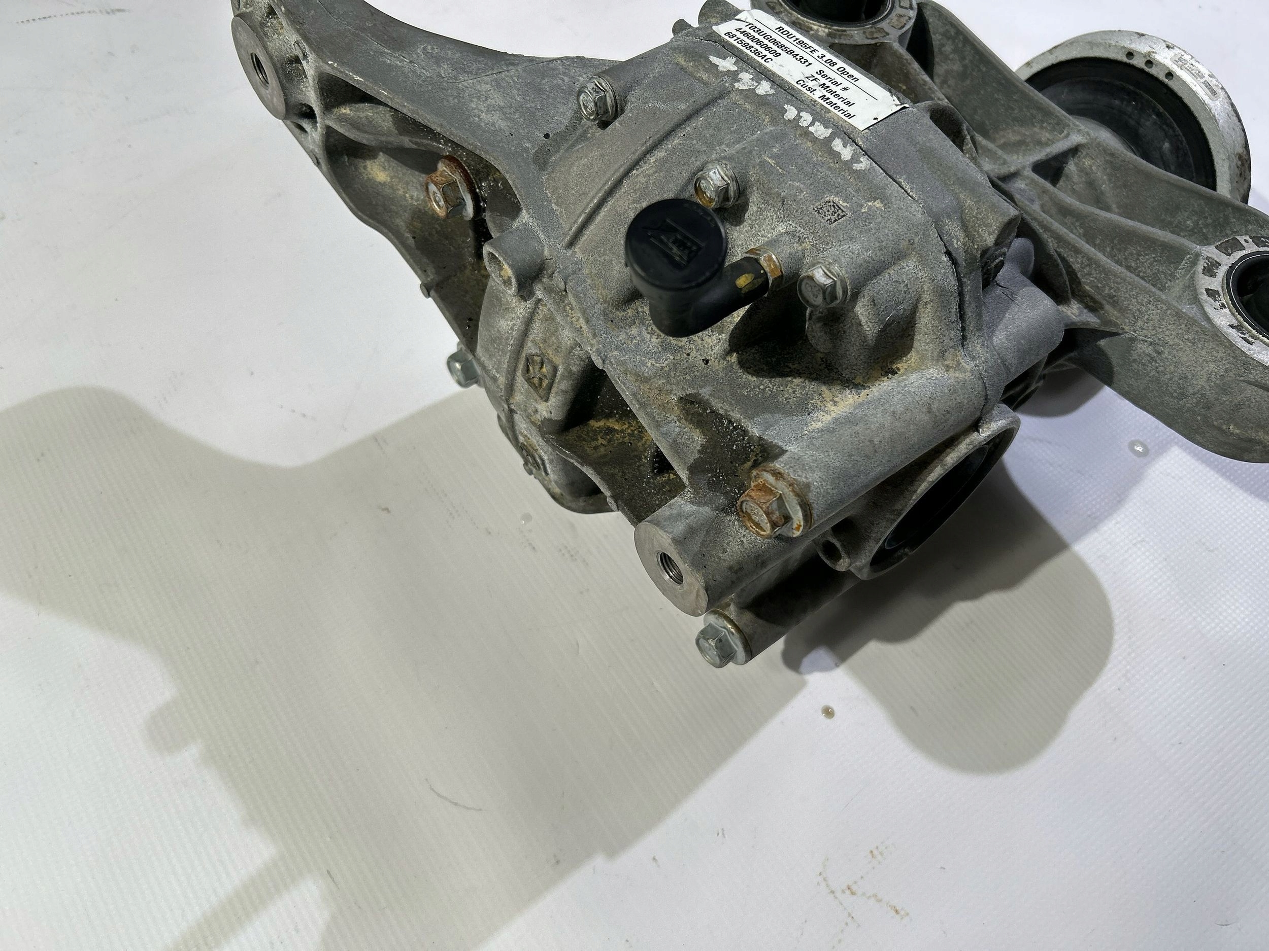 differential diff differential rear part rear 3.08 Dodge Challenger Charger 2015