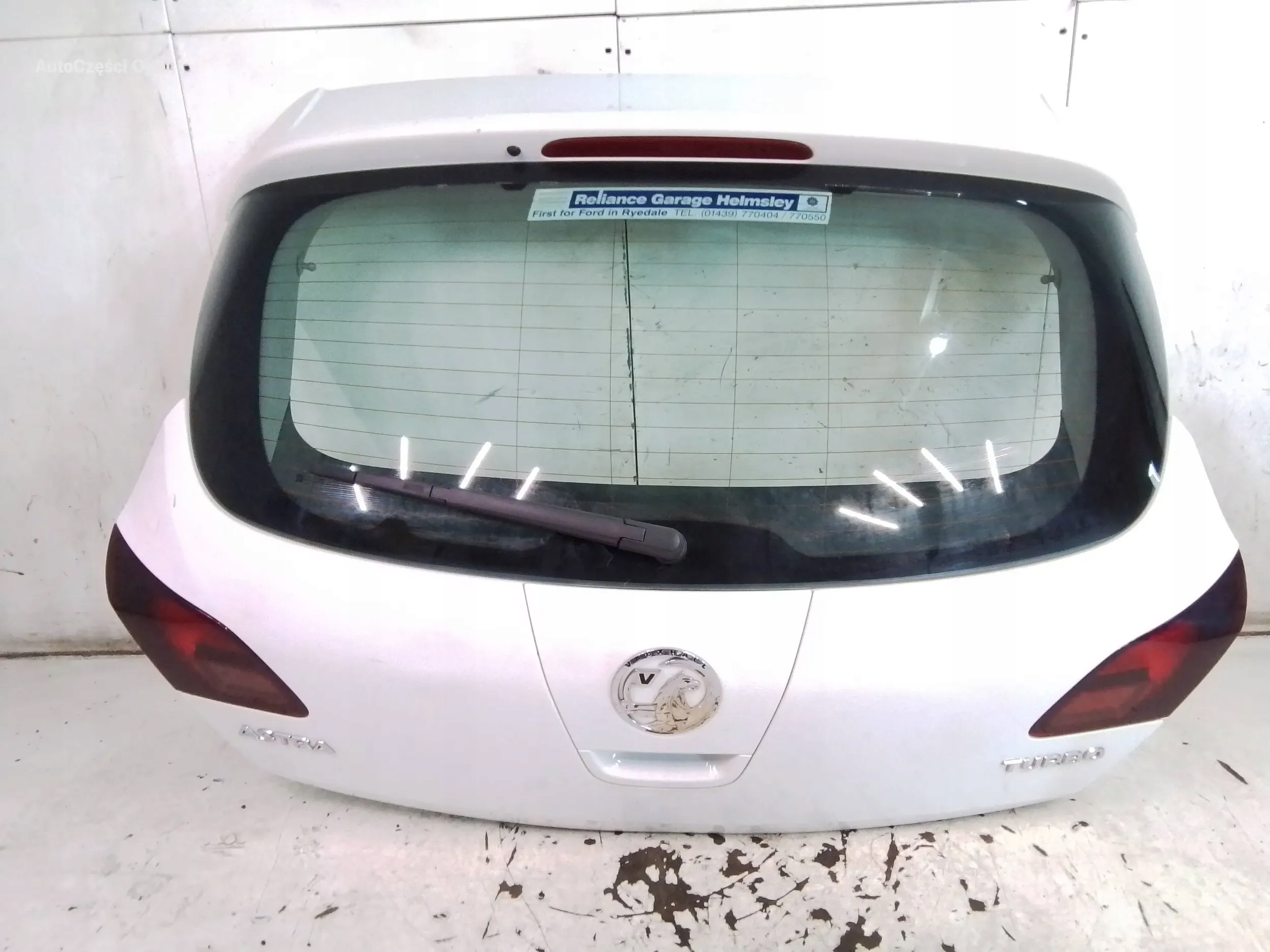 Opel Astra J HB KLAPA BAGAŻNIKA Z40R