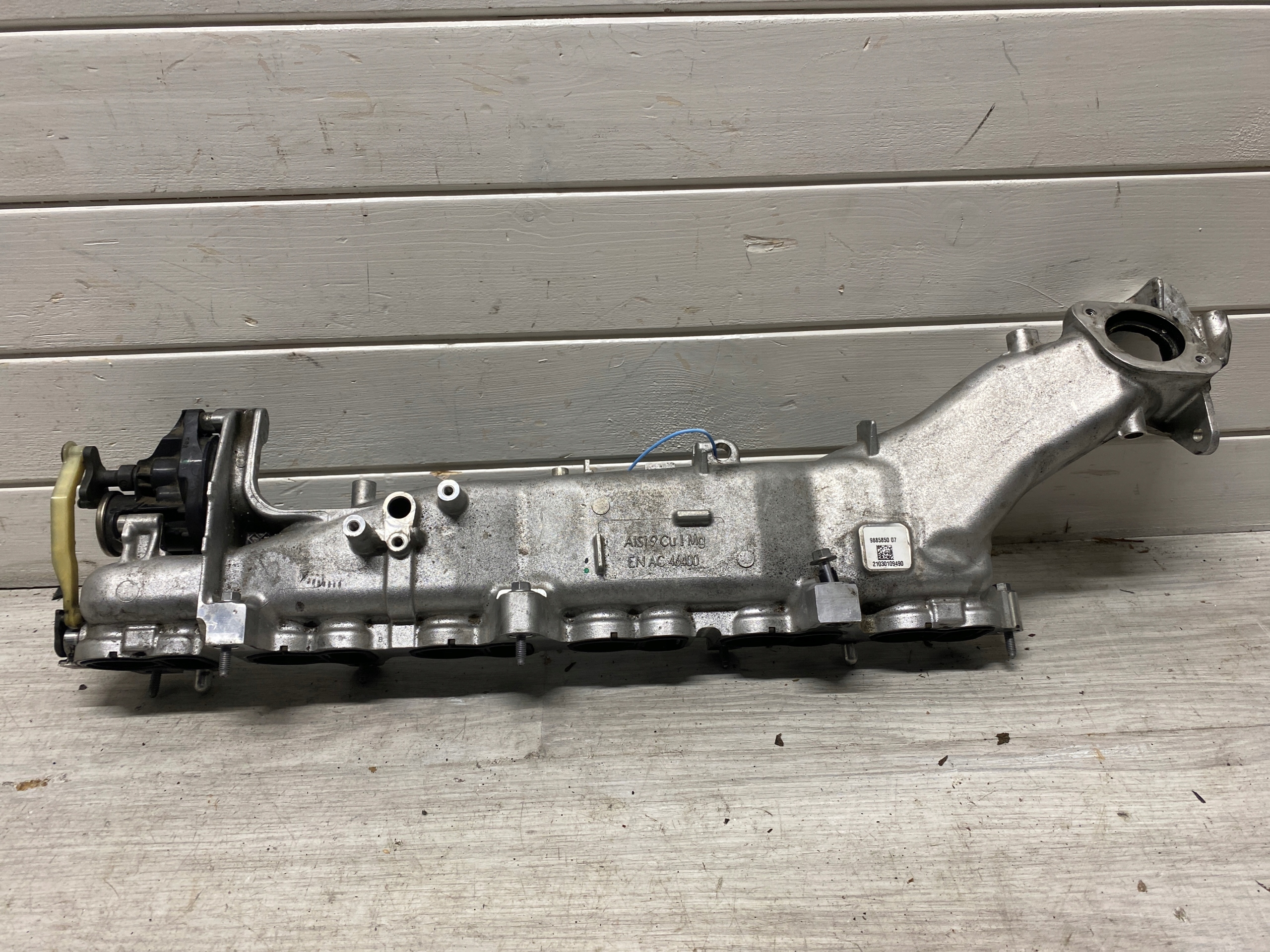 intake manifold BMW G05 G30 9885850