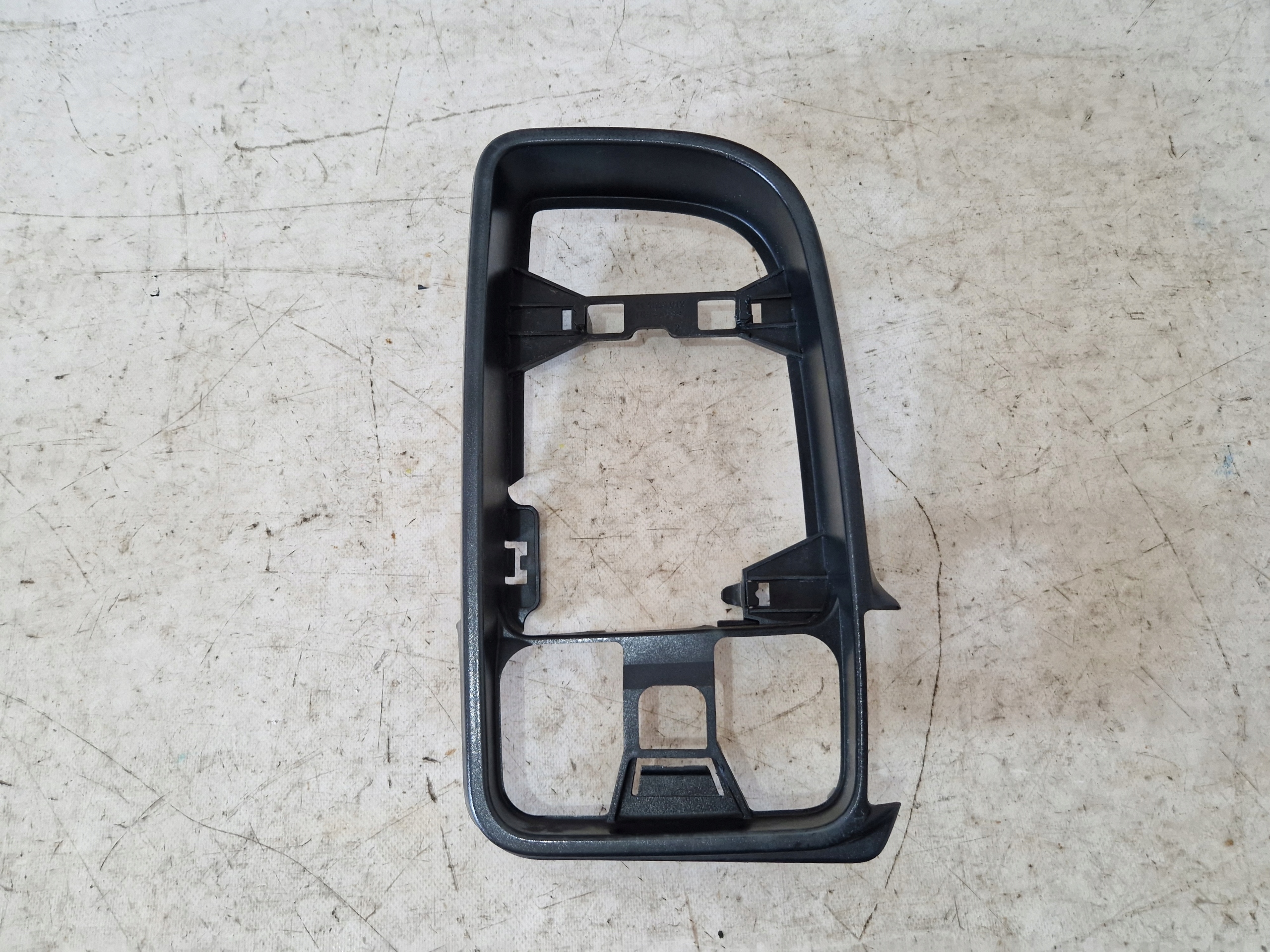MERCEDES SPRINTER 2018- 907/910 cover frame mirrors right