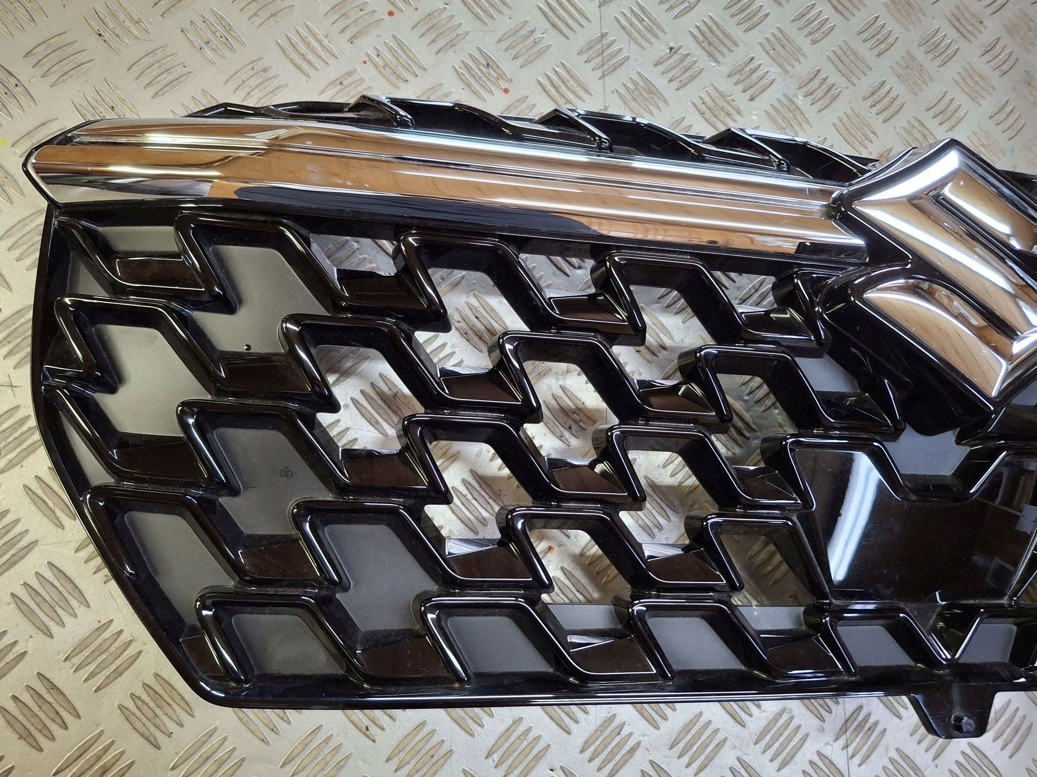 grille SUZUKI SX4 S-CROSS II 2021R->
