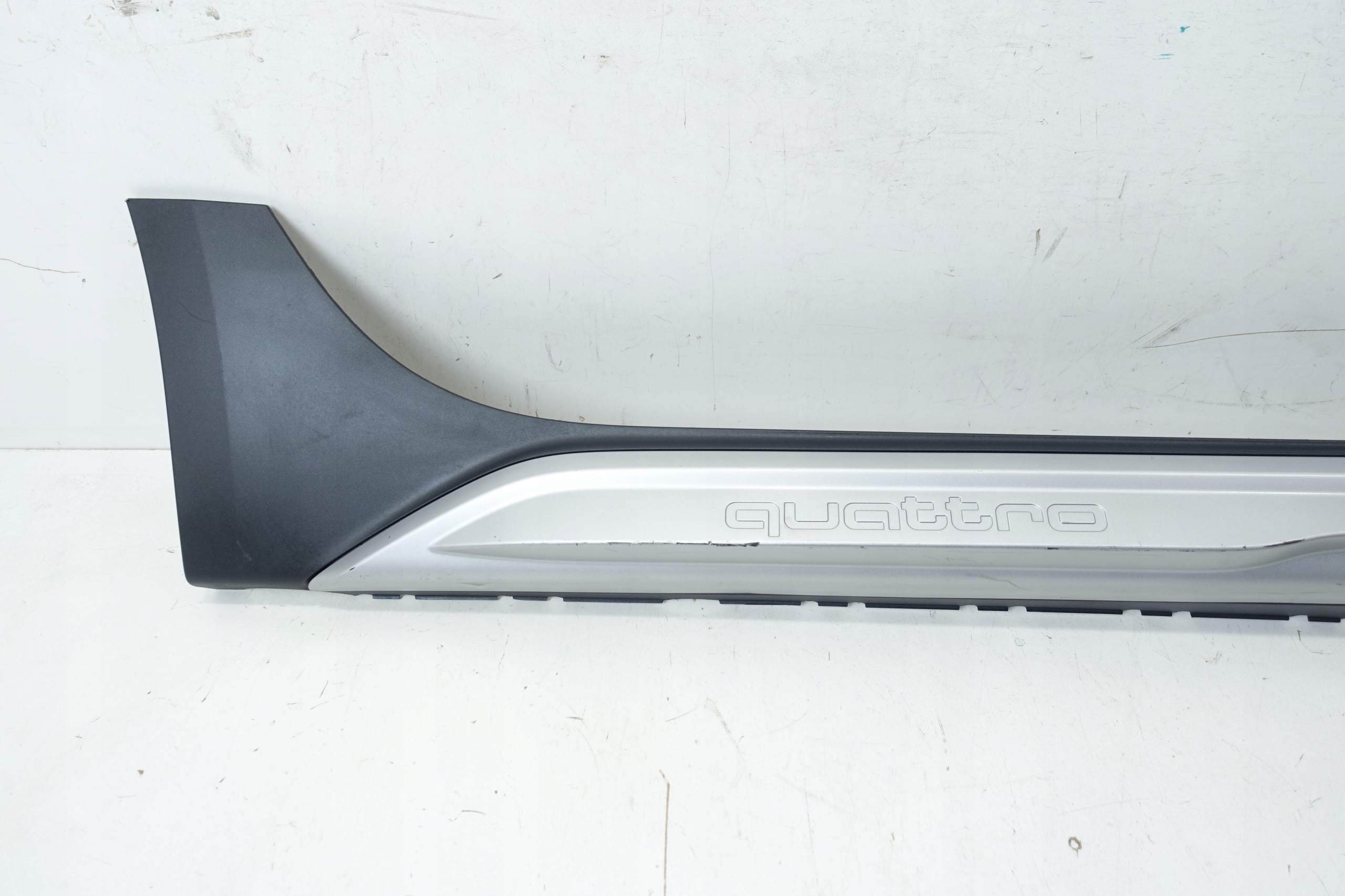 moulding cap threshold right AUDI A4 B9 LIFT KOMB