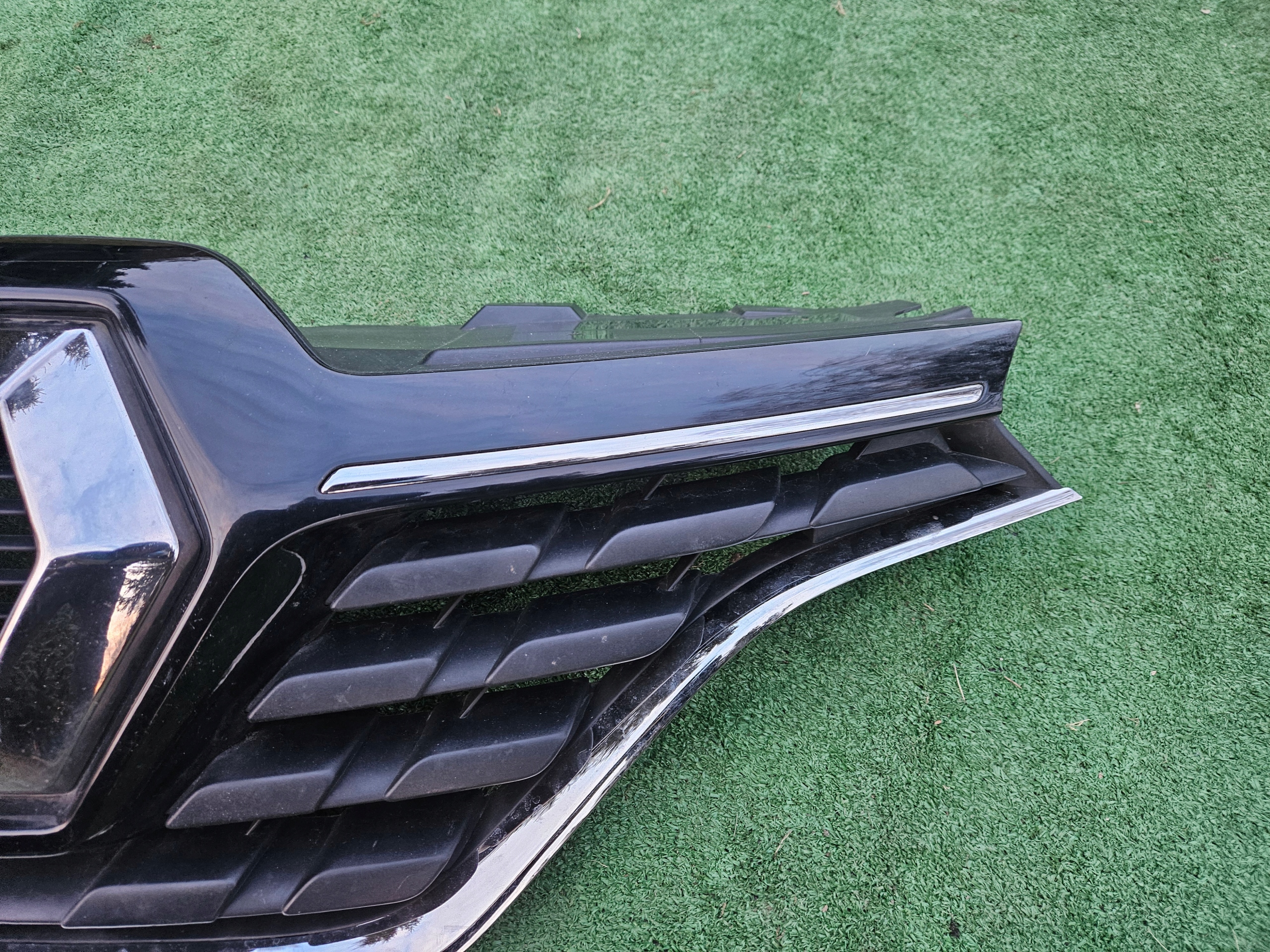 Renault Kadjar RFE Kühlergrill FRONTGRILL Kühlergitter 623103685R - Thumbnail 4