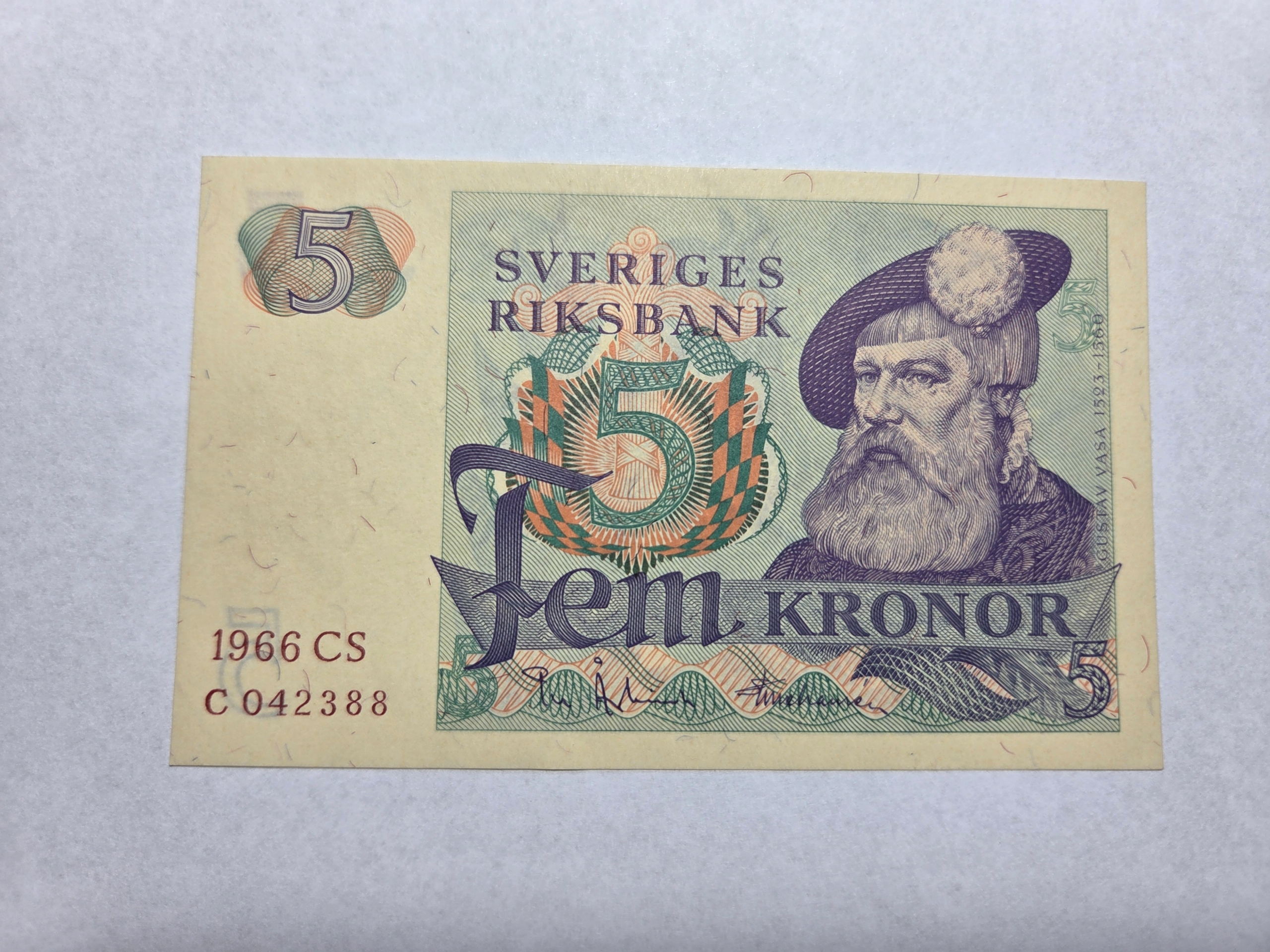 Szwecja 5 koron 1966 rok -NRB0547