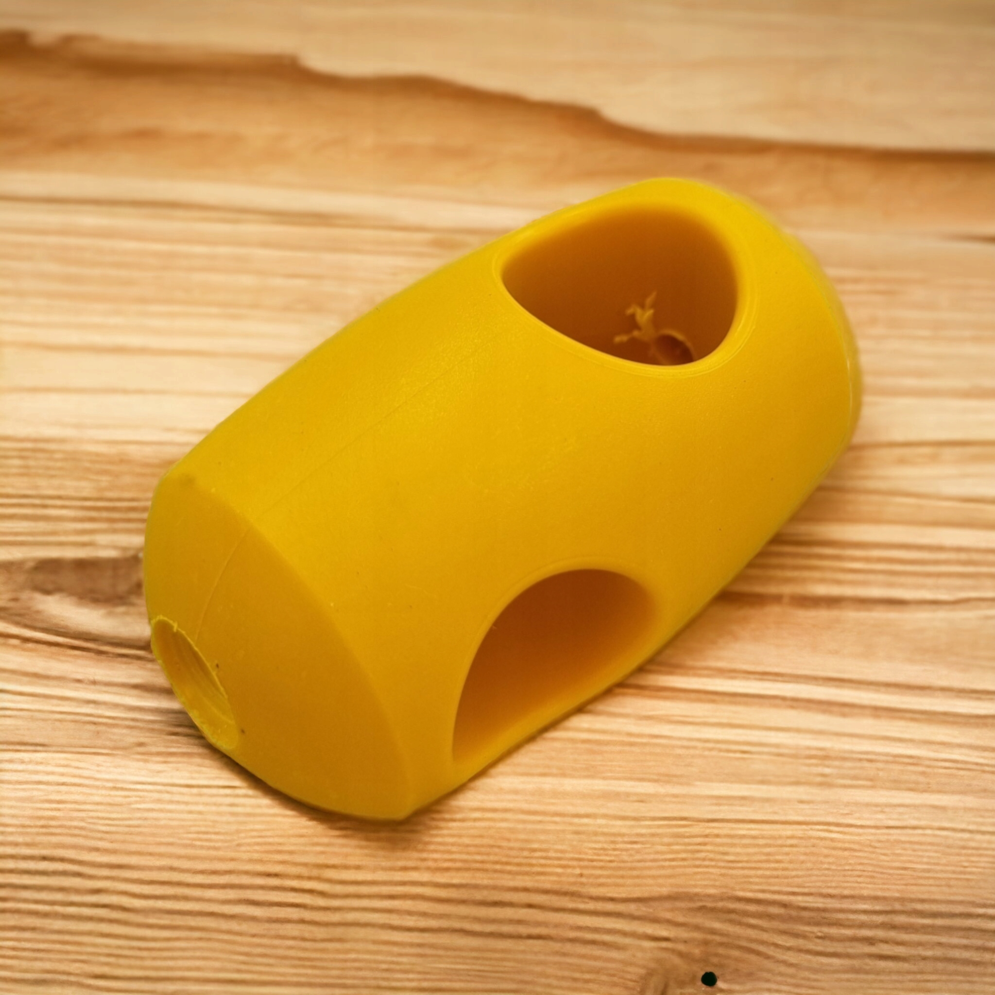 SUN - JEDNOCZĘŚCIOWY ŁĄCZNIK KRZYŻOWY LINA 16 - YE Marka MK-PLAST