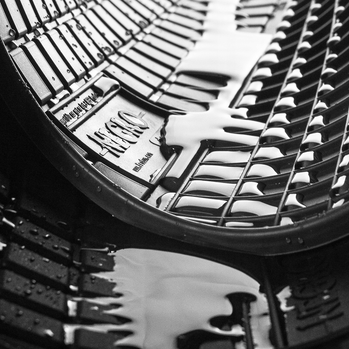 Dywaniki gumowe do DACIA LOGAN II 2014- Liczba elementów 4