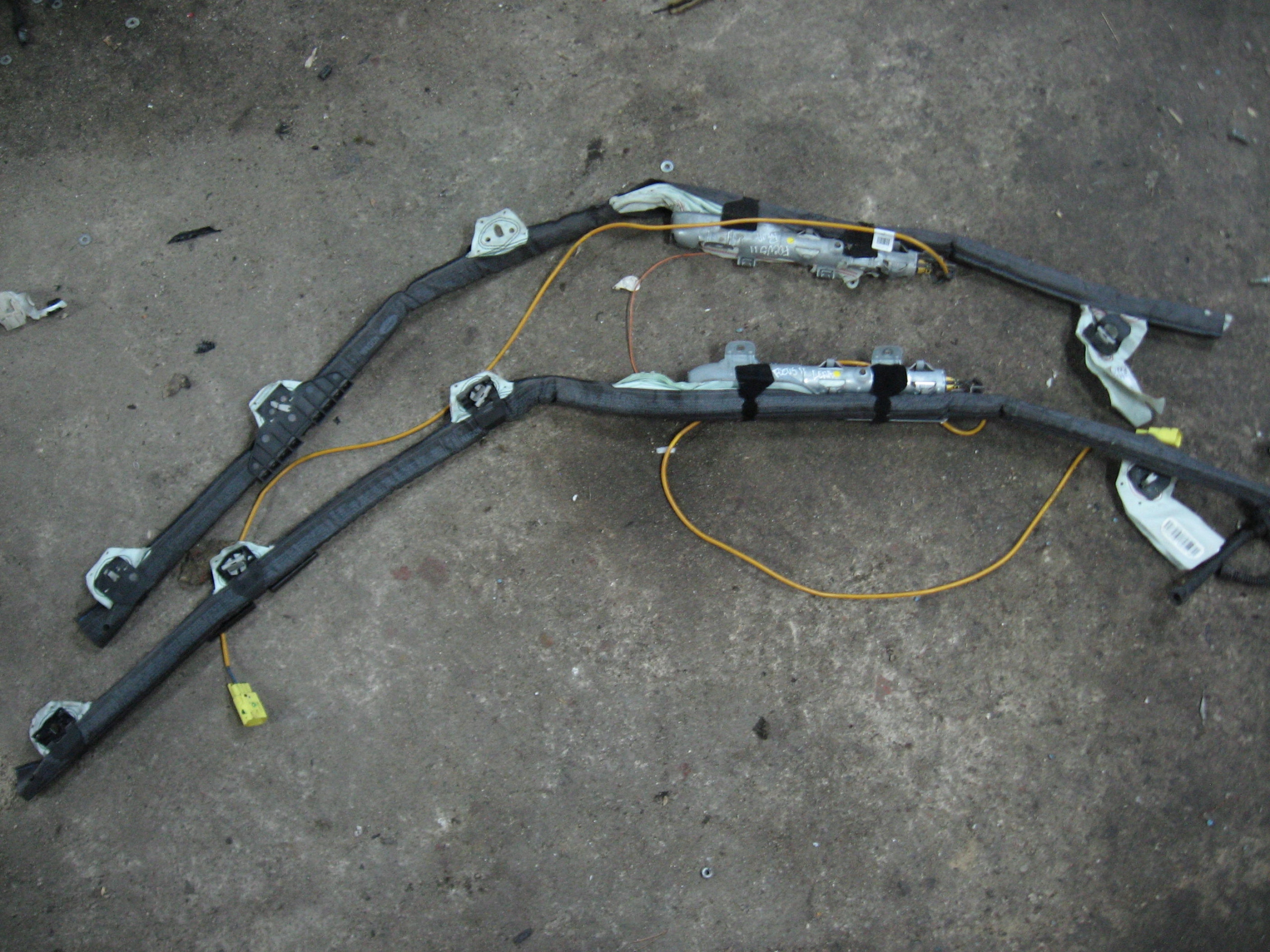 БОКОВАЯ ШТОРКА ЛЕВАЯ ПРАВАЯ FOCUS MK2 7M51N14K158AC