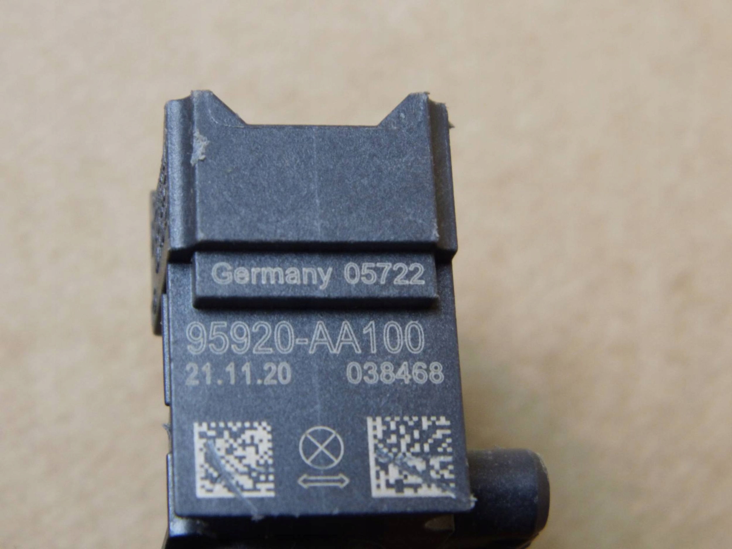 Hyundai Tucson IV NX4 Sensor sensor uderzeniowy 95920-AA100
