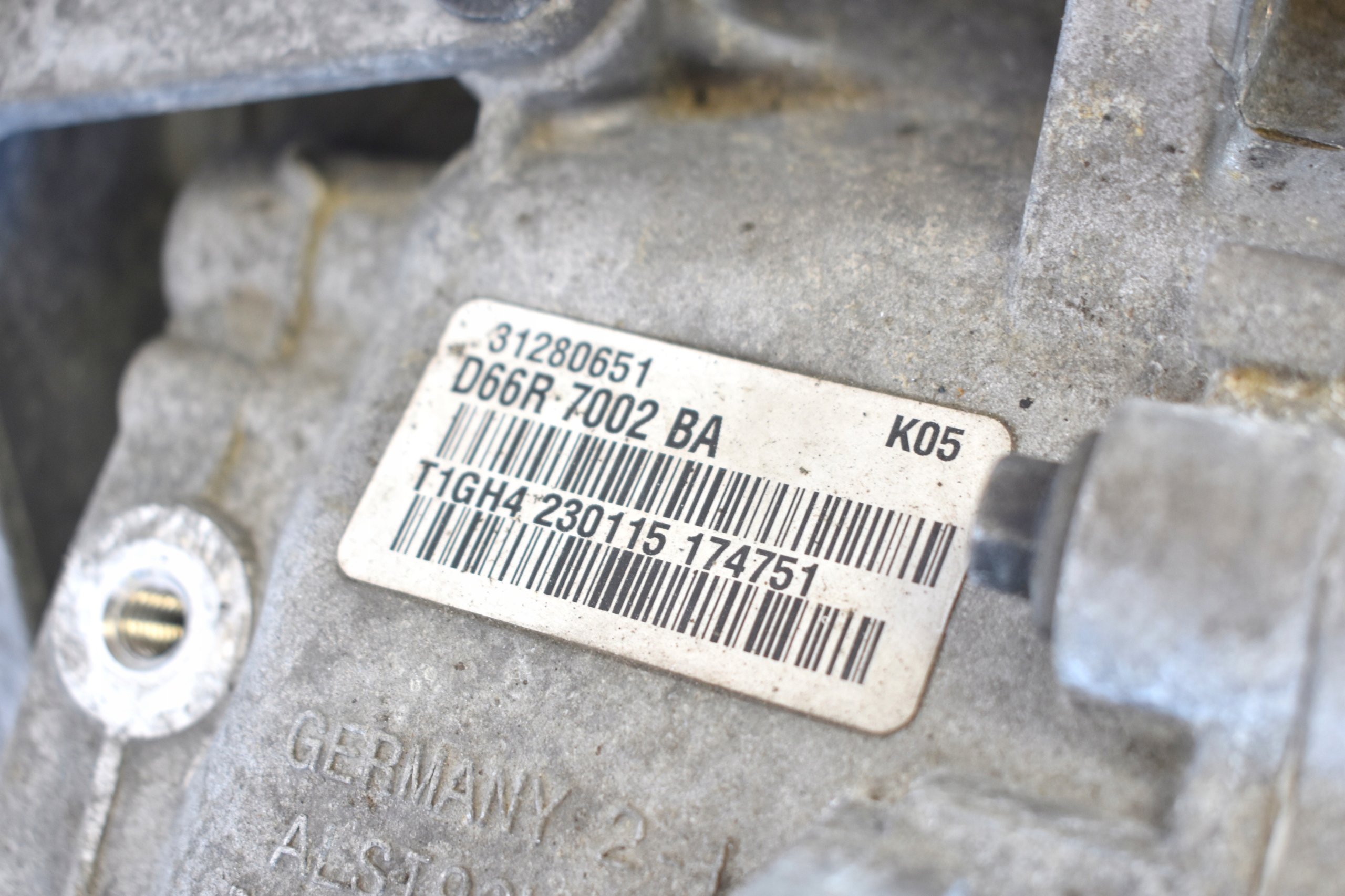 CAMBIO VOLVO V40 2.0 D66R7002BA