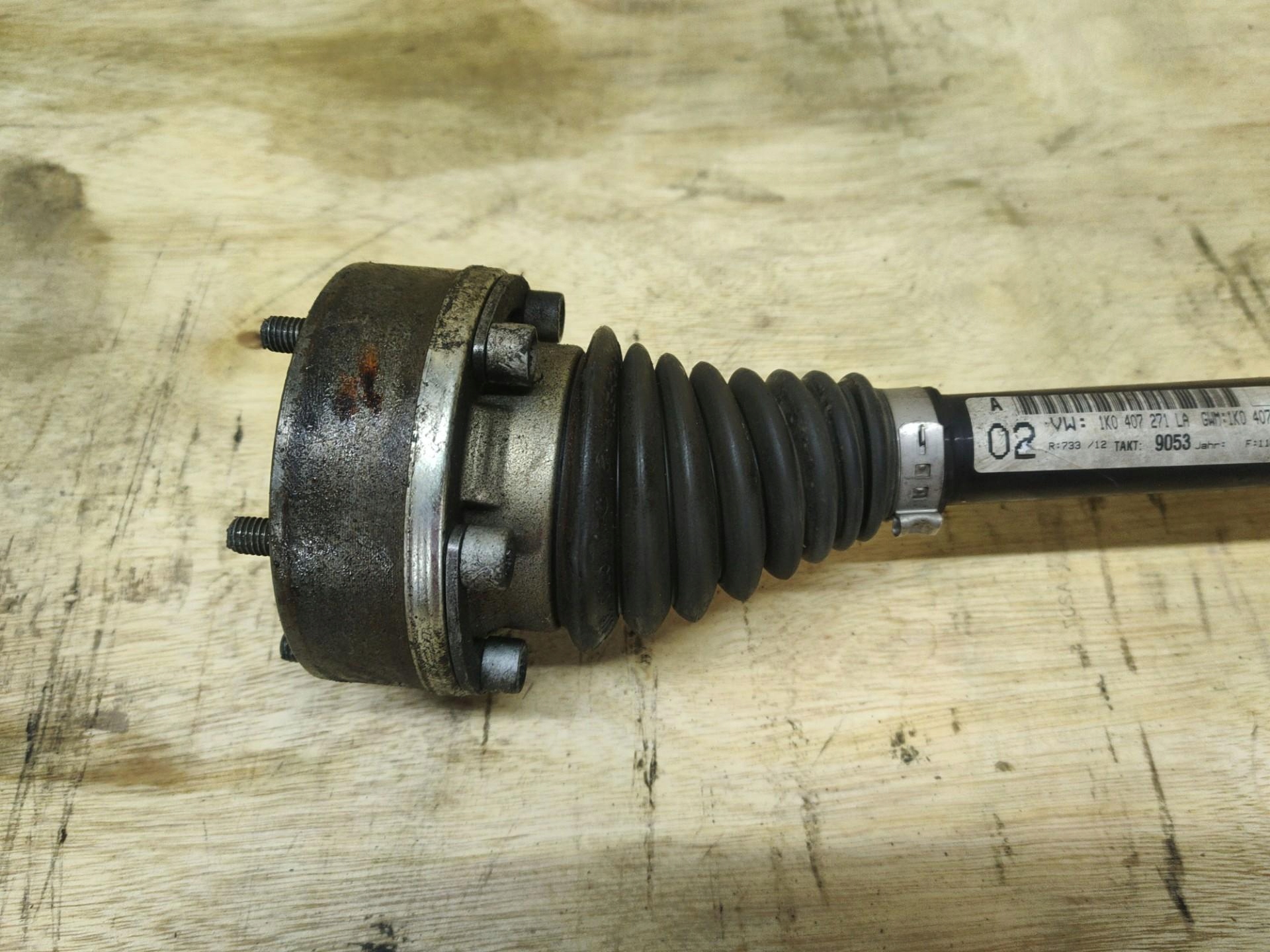 semi-axis front left side Volkswagen Passat B7 2011 1K0407271LA