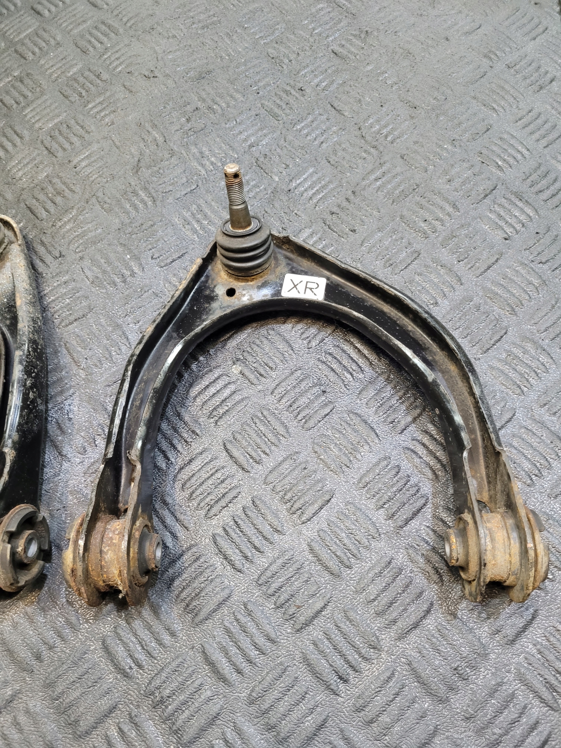 arm front front upper left LEXUS IS 3 III 300 H IS300H XE30