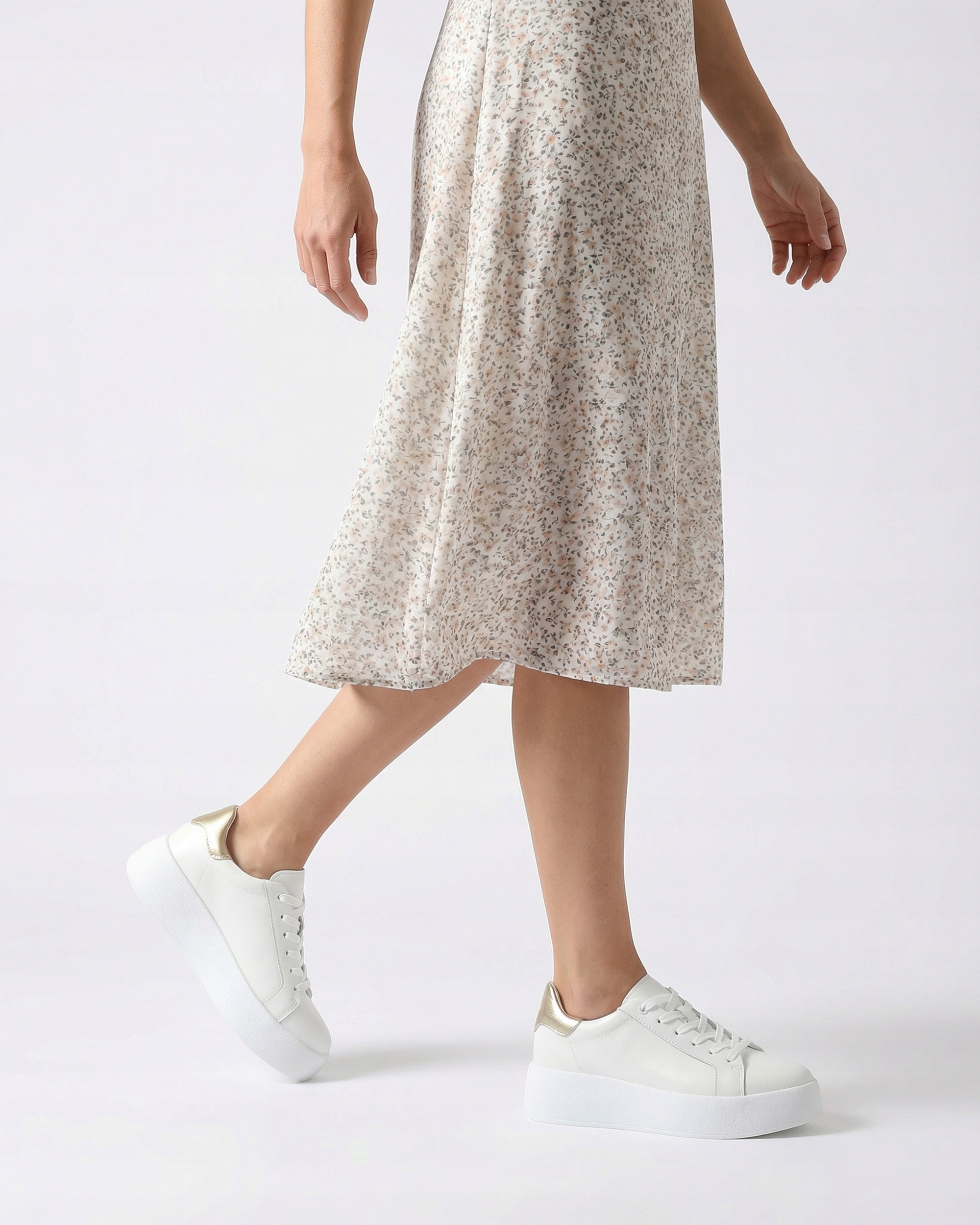 Venezia damskie białe sneakersy ze skóry naturalnej ze złotą wstawką roz.37