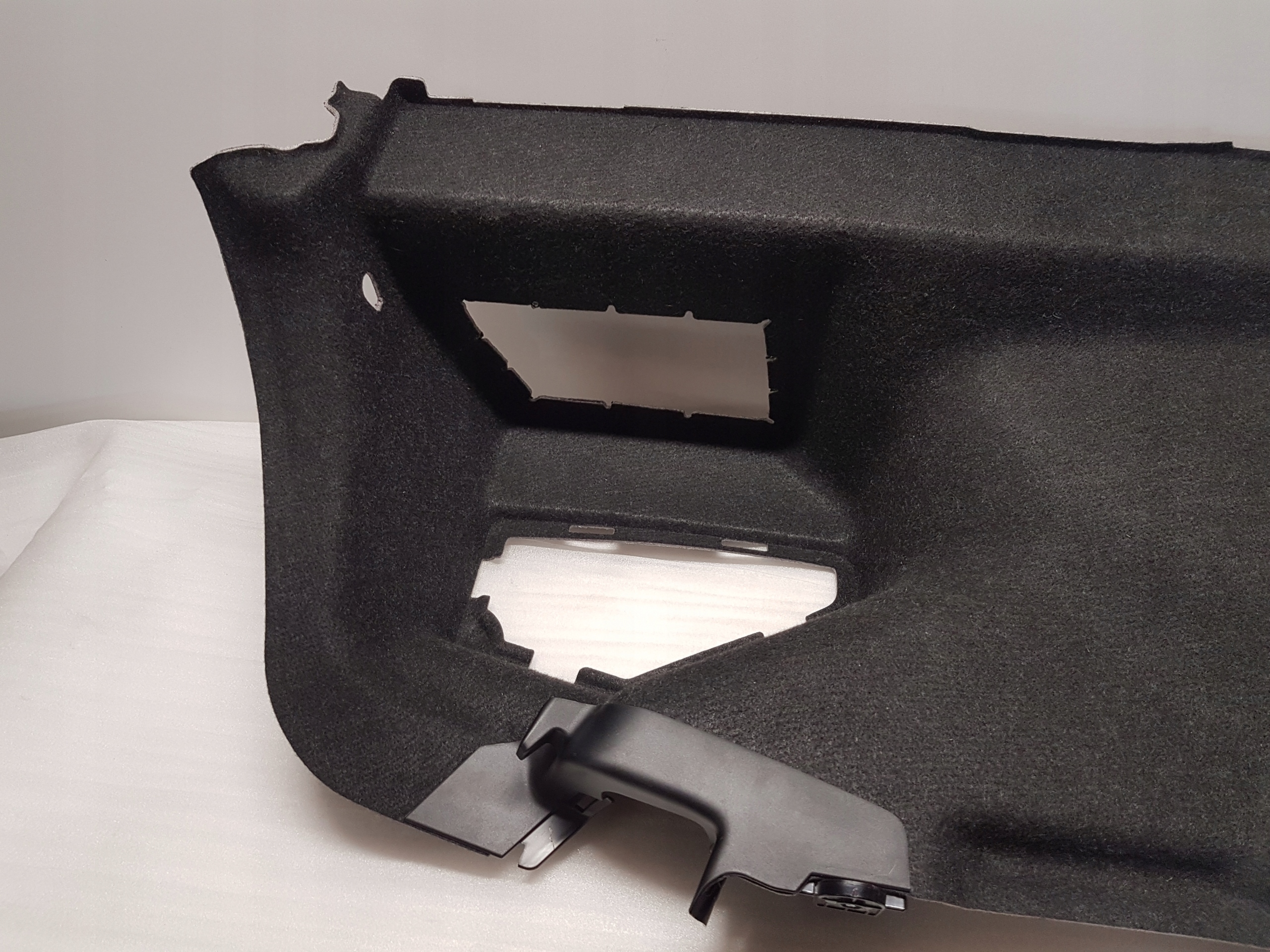 side upholstery boot right rear part BMW 5 G60 5A01788