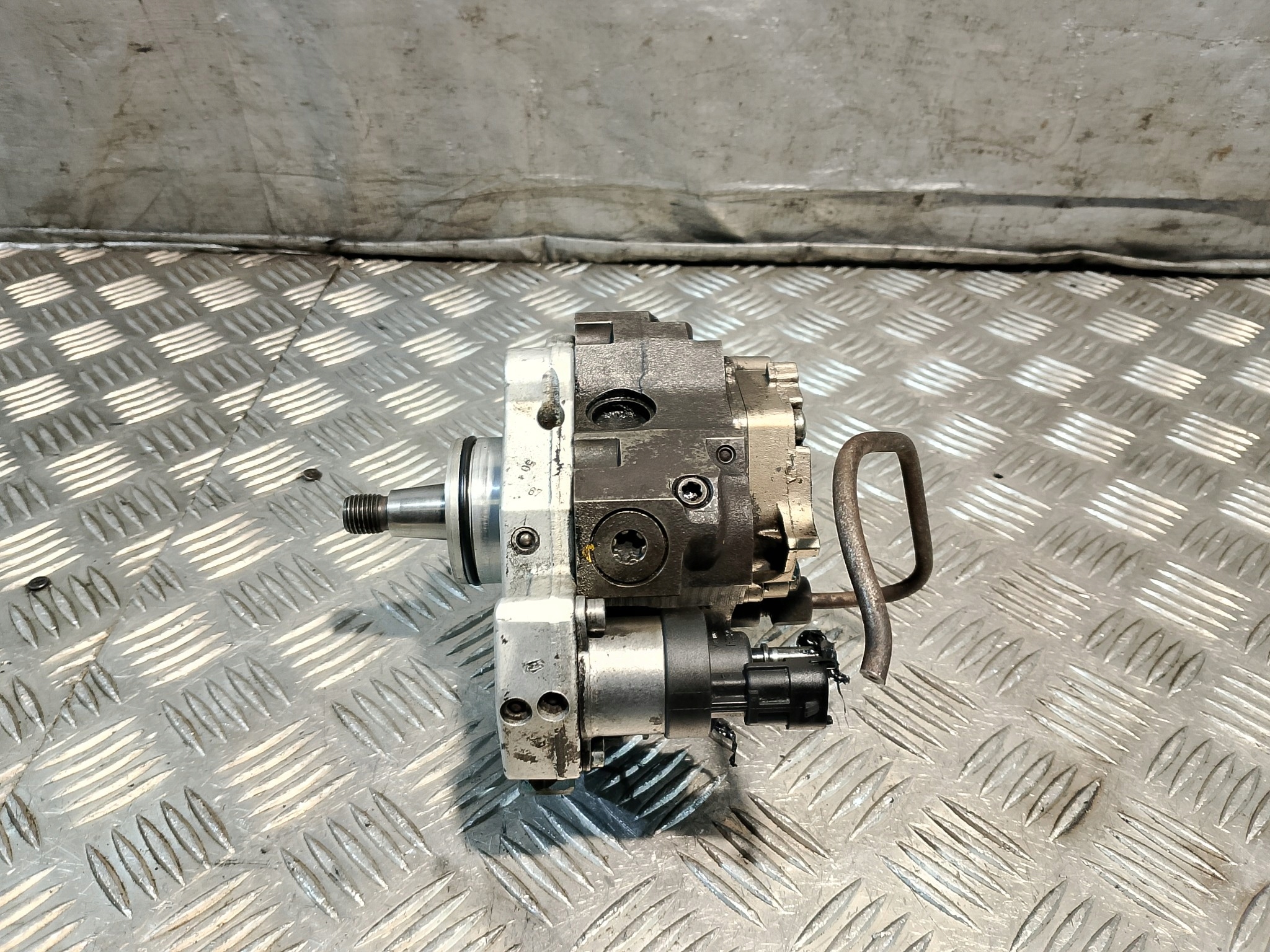 injection pump RENAULT MASTER II 2 2.2 DCI 07525345