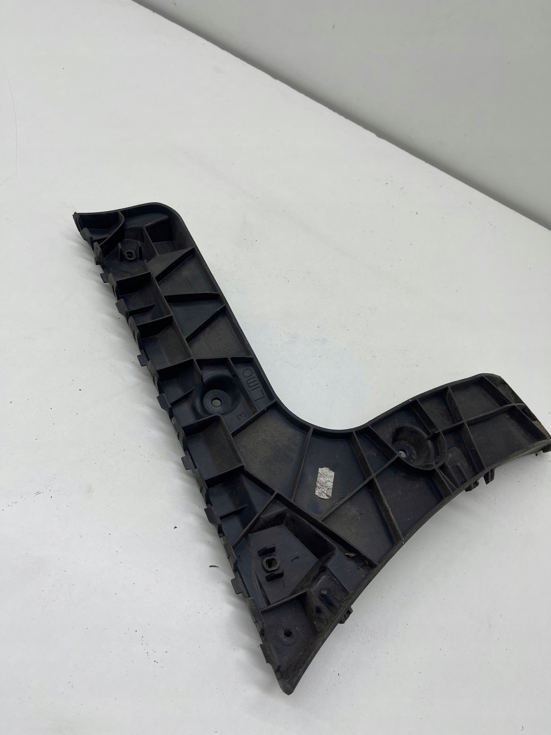 AUDI A6 C7 Berline uchywt Support plaque Support prowadnica Pare choc Gauche Arrière