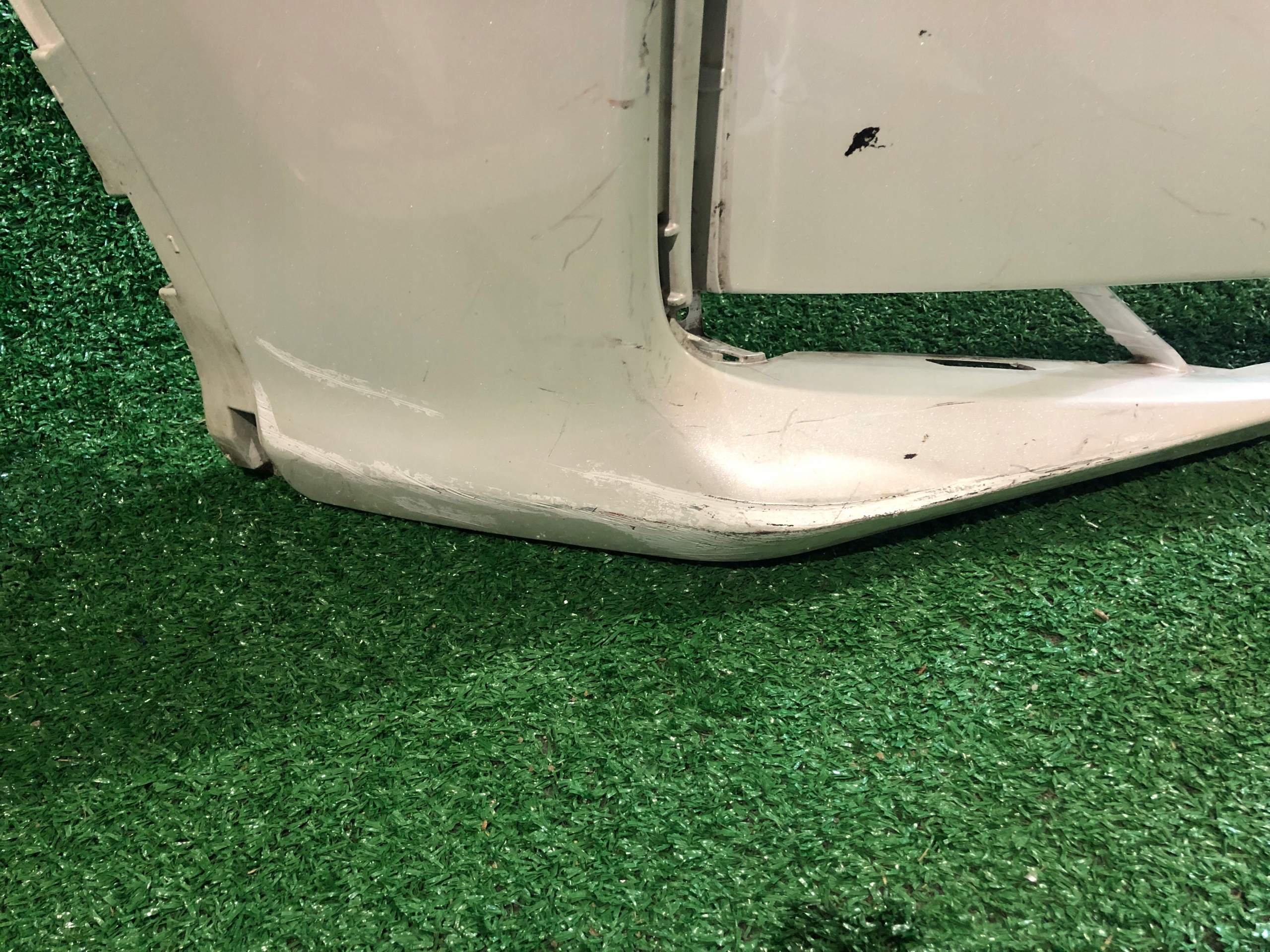 LEXUS RX IV 450H front bumper PDC washer