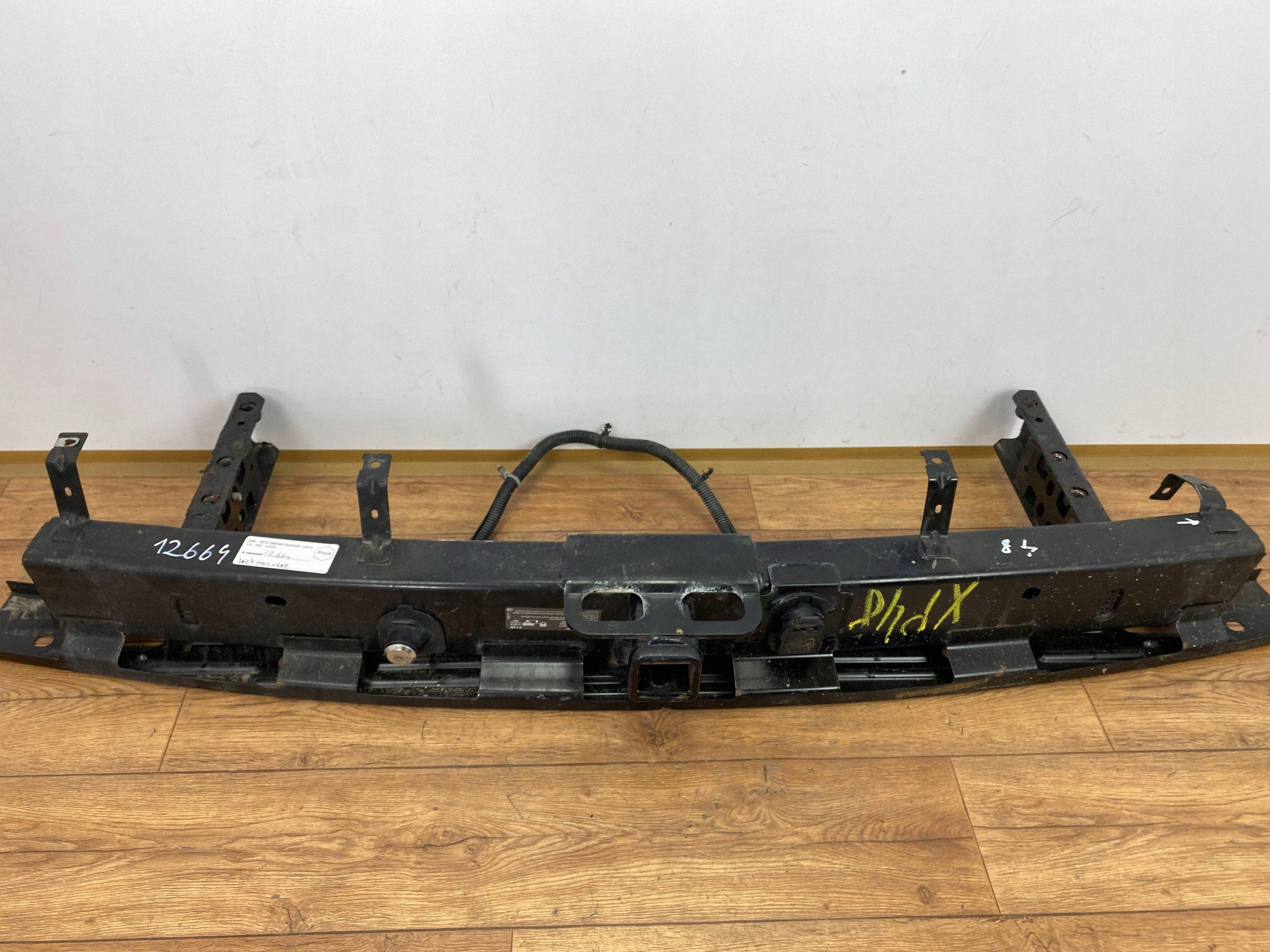 running board haka do przyczepy sider Cadillac Escalade IV 2015+